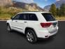 2012 WHITE /LEATHER Jeep Grand Cherokee OVERLAND (1C4RJFCT1CC) with an 5.7 engine, AUTOMATIC transmission - At Timberline Auto, finding a great deal on your next vehicle is always easy! Our experienced sales staff's goal is to help find you the right vehicle at the right price! Our knowledgeable finance department has options for almost any credit score. We offer extended service contract options to prote - Photo#2