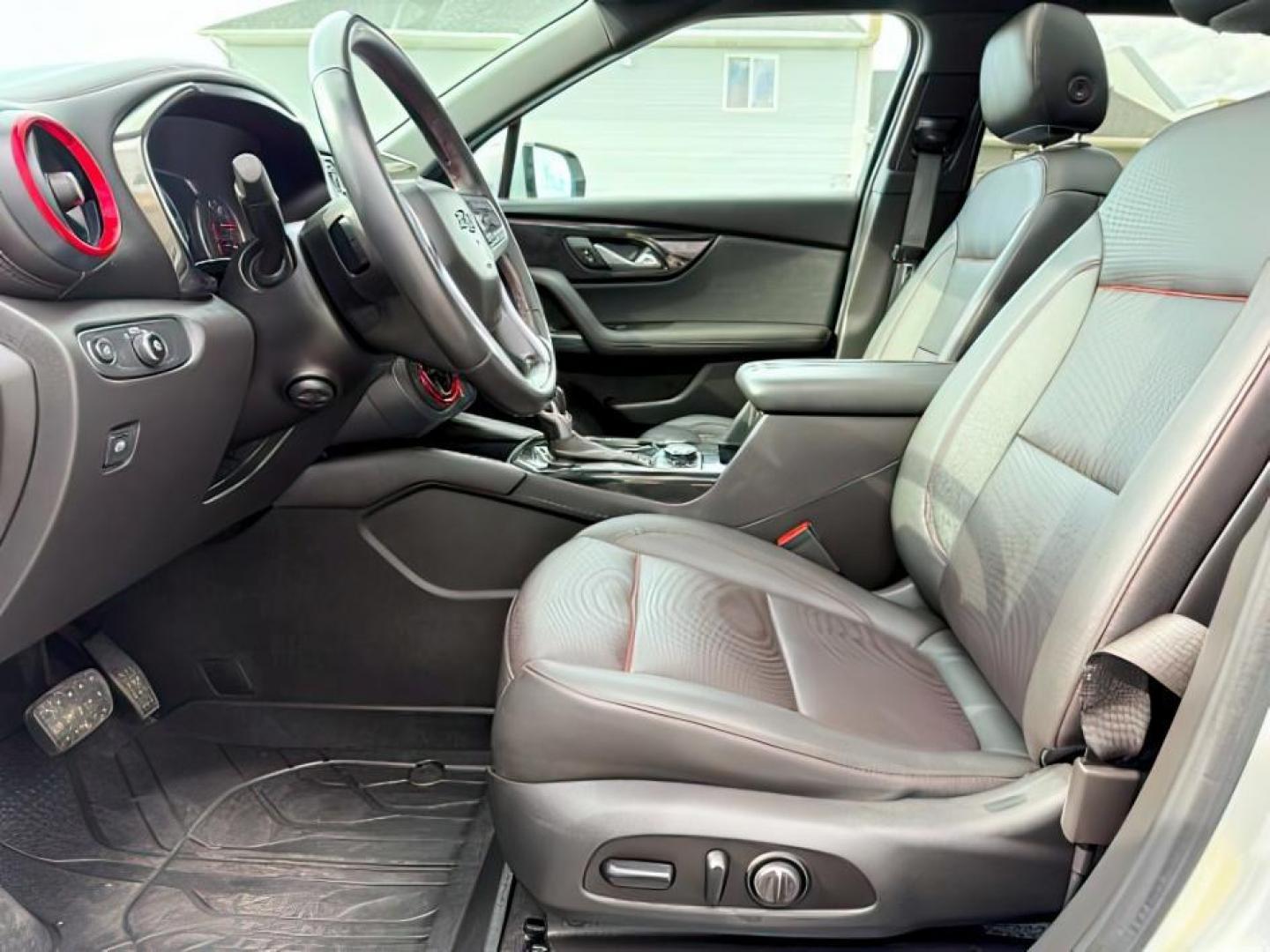 2021 Silver Ice Metallic /Jet Black Chevrolet Blazer AWD RS (3GNKBKRS6MS) with an 3.6L V-6 gasoline direct injection engine, AUTOMATIC transmission, located at 1235 N Woodruff Ave., Idaho Falls, 83401, (208) 523-1053, 43.507172, -112.000488 - At Timberline Auto, finding a great deal on your next vehicle is always easy! Our experienced sales staff's goal is to help find you the right vehicle at the right price! Our knowledgeable finance department has options for almost any credit score. We offer extended service contract options to prote - Photo#11