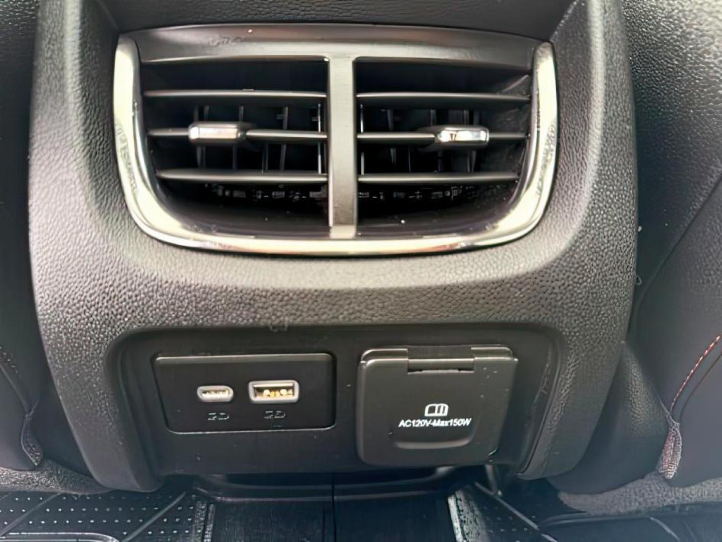 2021 Silver Ice Metallic /Jet Black Chevrolet Blazer AWD RS (3GNKBKRS6MS) with an 3.6L V-6 gasoline direct injection engine, AUTOMATIC transmission, located at 1235 N Woodruff Ave., Idaho Falls, 83401, (208) 523-1053, 43.507172, -112.000488 - At Timberline Auto, finding a great deal on your next vehicle is always easy! Our experienced sales staff's goal is to help find you the right vehicle at the right price! Our knowledgeable finance department has options for almost any credit score. We offer extended service contract options to prote - Photo#21