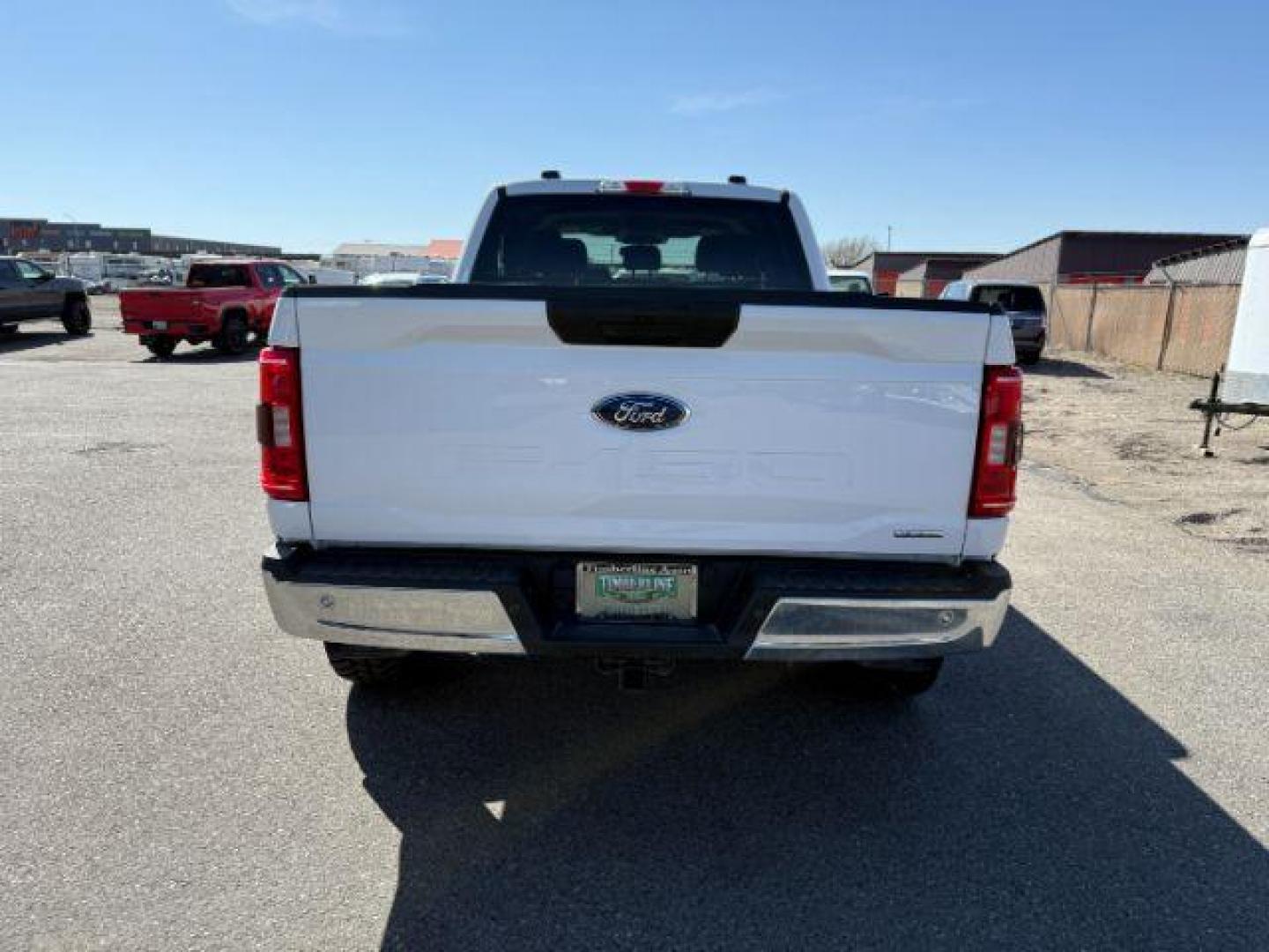 2021 Oxford White /Black/Medium Dark Slate Ford F-150 XLT (1FTFW1E87MK) with an 3.5L V-6 port/direct injection engine, AUTOMATIC transmission, located at 1235 N Woodruff Ave., Idaho Falls, 83401, (208) 523-1053, 43.507172, -112.000488 - At Timberline Auto, finding a great deal on your next vehicle is always easy! Our experienced sales staff's goal is to help find you the right vehicle at the right price! Our knowledgeable finance department has options for almost any credit score. We offer extended service contract options to prote - Photo#3