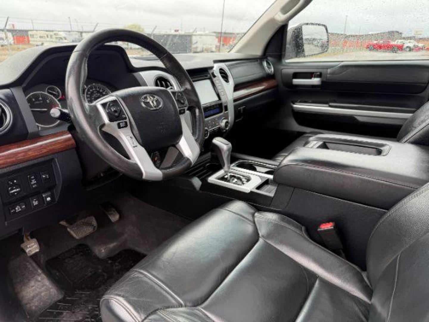 2016 Super White /Black Toyota Tundra Limited 5.7L V8 (5TFHY5F14GX) with an I-FORCE 5.7L V-8 DOHC engine, AUTOMATIC transmission, located at 1235 N Woodruff Ave., Idaho Falls, 83401, (208) 523-1053, 43.507172, -112.000488 - At Timberline Auto, finding a great deal on your next vehicle is always easy! Our experienced sales staff's goal is to help find you the right vehicle at the right price! Our knowledgeable finance department has options for almost any credit score. We offer extended service contract options to prote - Photo#12