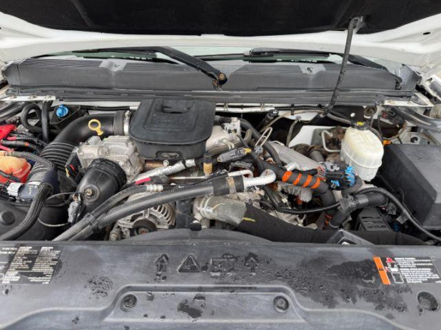 2014 Summit White /Ebony Chevrolet Silverado 2500HD LTZ (1GC1KYE8XEF) with an Duramax 6.6L V-8 diesel direct injection engine, AUTOMATIC transmission, located at 1235 N Woodruff Ave., Idaho Falls, 83401, (208) 523-1053, 43.507172, -112.000488 - At Timberline Auto, finding a great deal on your next vehicle is always easy! Our experienced sales staff's goal is to help find you the right vehicle at the right price! Our knowledgeable finance department has options for almost any credit score. We offer extended service contract options to prote - Photo#43