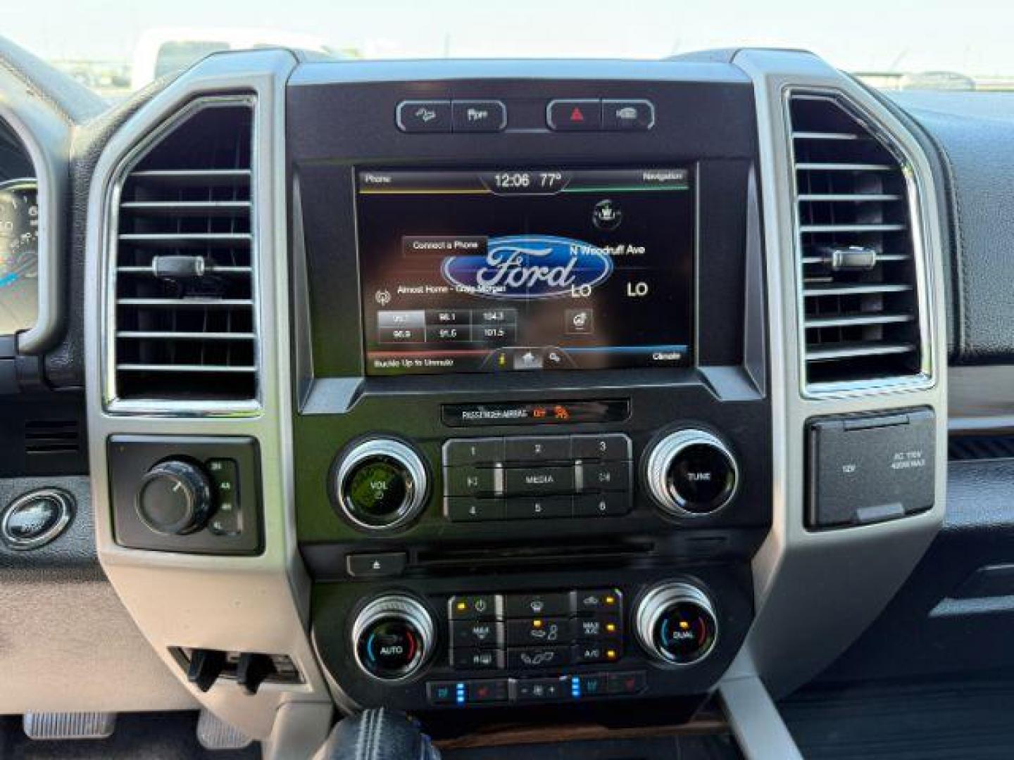 2015 Tuxedo Black Metallic /Black Ford F-150 LARIAT (1FTEW1EG9FF) with an EcoBoost 3.5L V-6 gasoline direct injection engine, AUTOMATIC transmission, located at 1235 N Woodruff Ave., Idaho Falls, 83401, (208) 523-1053, 43.507172, -112.000488 - At Timberline Auto, finding a great deal on your next vehicle is always easy! Our experienced sales staff's goal is to help find you the right vehicle at the right price! Our knowledgeable finance department has options for almost any credit score. We offer extended service contract options to prote - Photo#15