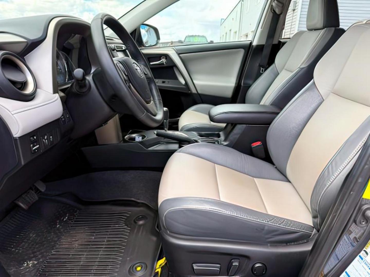 2015 Magnetic Gray Metallic /Black Toyota RAV4 (2T3DFREV9FW) with an 25L I-4 DOHC engine, Automatic transmission, located at 1175 N Woodruff Ave, Idaho Falls, ID, 83401, 43.506901, -111.999657 - At Timberline Auto, finding a great deal on your next vehicle is always easy! Our experienced sales staff's goal is to help find you the right vehicle at the right price! Our knowledgeable finance department has options for almost any credit score. We offer extended service contract options to prote - Photo#12