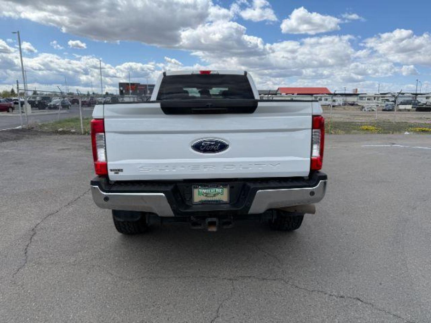 2018 Oxford White /Medium Earth Gray Ford F-350 XLT (1FT8W3BT0JE) with an Powerstroke 6.7L V-8 diesel direct injection engine, AUTOMATIC transmission, located at 1235 N Woodruff Ave., Idaho Falls, 83401, (208) 523-1053, 43.507172, -112.000488 - Photo#3