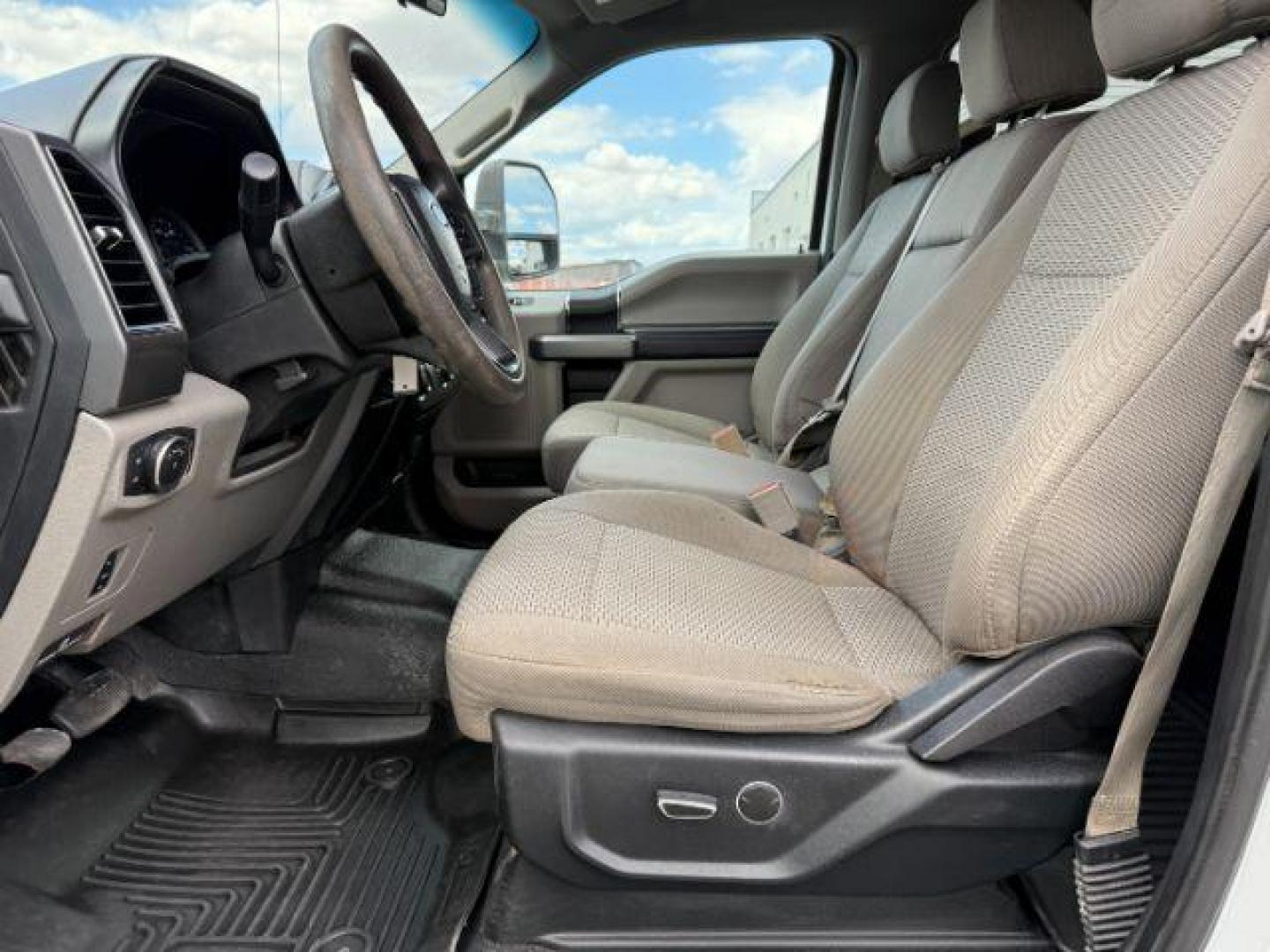 2018 Oxford White /Medium Earth Gray Ford F-350 XLT (1FT8W3BT0JE) with an Powerstroke 6.7L V-8 diesel direct injection engine, AUTOMATIC transmission, located at 1235 N Woodruff Ave., Idaho Falls, 83401, (208) 523-1053, 43.507172, -112.000488 - Photo#11