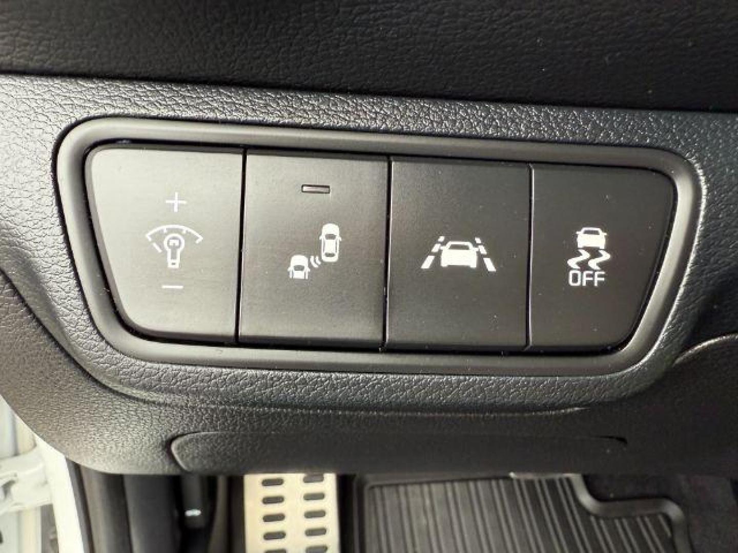 2021 Snow White Pearl /Black Kia Forte GT (3KPF44AC2ME) with an 1.6L I-4 gasoline direct injection engine, AUTOMATIC transmission, located at 1235 N Woodruff Ave., Idaho Falls, 83401, (208) 523-1053, 43.507172, -112.000488 - At Timberline Auto, finding a great deal on your next vehicle is always easy! Our experienced sales staff's goal is to help find you the right vehicle at the right price! Our knowledgeable finance department has options for almost any credit score. We offer extended service contract options to prote - Photo#14