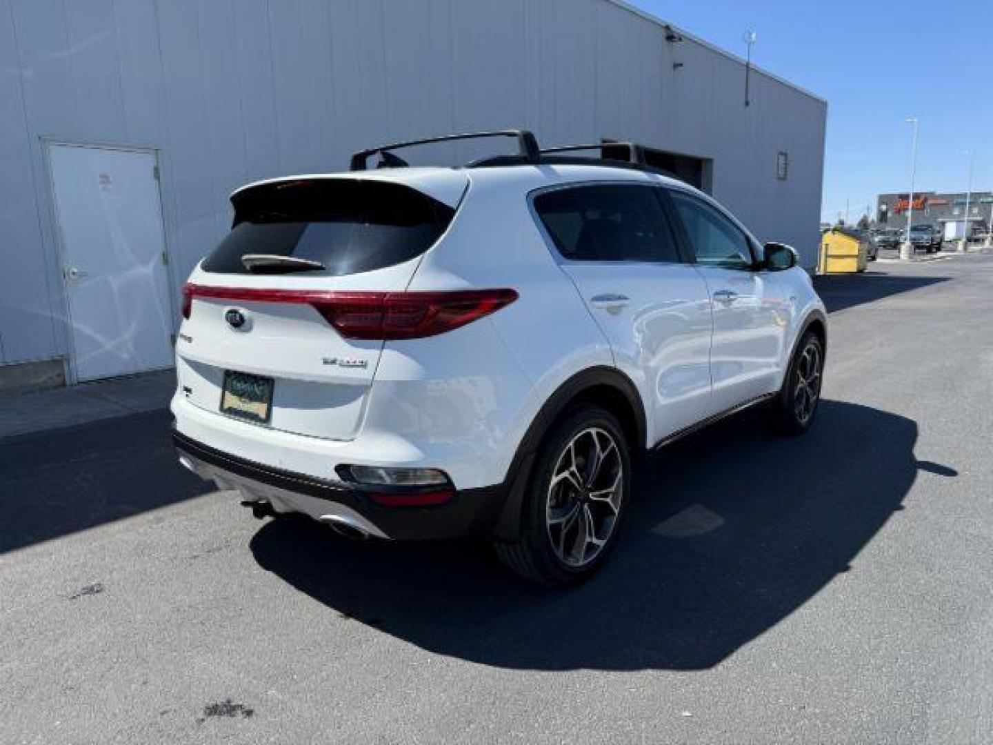 2022 /Black Kia Sportage SX Turbo (KNDPRCA64N7) with an 2L I-4 gasoline direct injection engine, located at 1235 N Woodruff Ave., Idaho Falls, 83401, (208) 523-1053, 43.507172, -112.000488 - At Timberline Auto, finding a great deal on your next vehicle is always easy! Our experienced sales staff's goal is to help find you the right vehicle at the right price! Our knowledgeable finance department has options for almost any credit score. We offer extended service contract options to prote - Photo#6