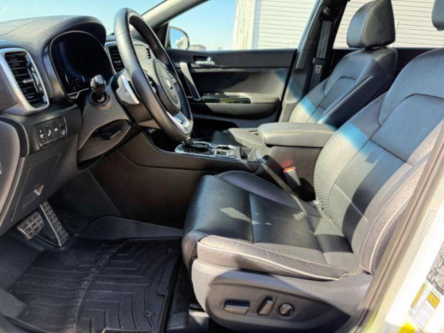 2022 Snow White Pearl /Black Kia Sportage SX Turbo (KNDPRCA64N7) with an 2L I-4 gasoline direct injection engine, AUTOMATIC transmission, located at 1235 N Woodruff Ave., Idaho Falls, 83401, (208) 523-1053, 43.507172, -112.000488 - At Timberline Auto, finding a great deal on your next vehicle is always easy! Our experienced sales staff's goal is to help find you the right vehicle at the right price! Our knowledgeable finance department has options for almost any credit score. We offer extended service contract options to prote - Photo#12