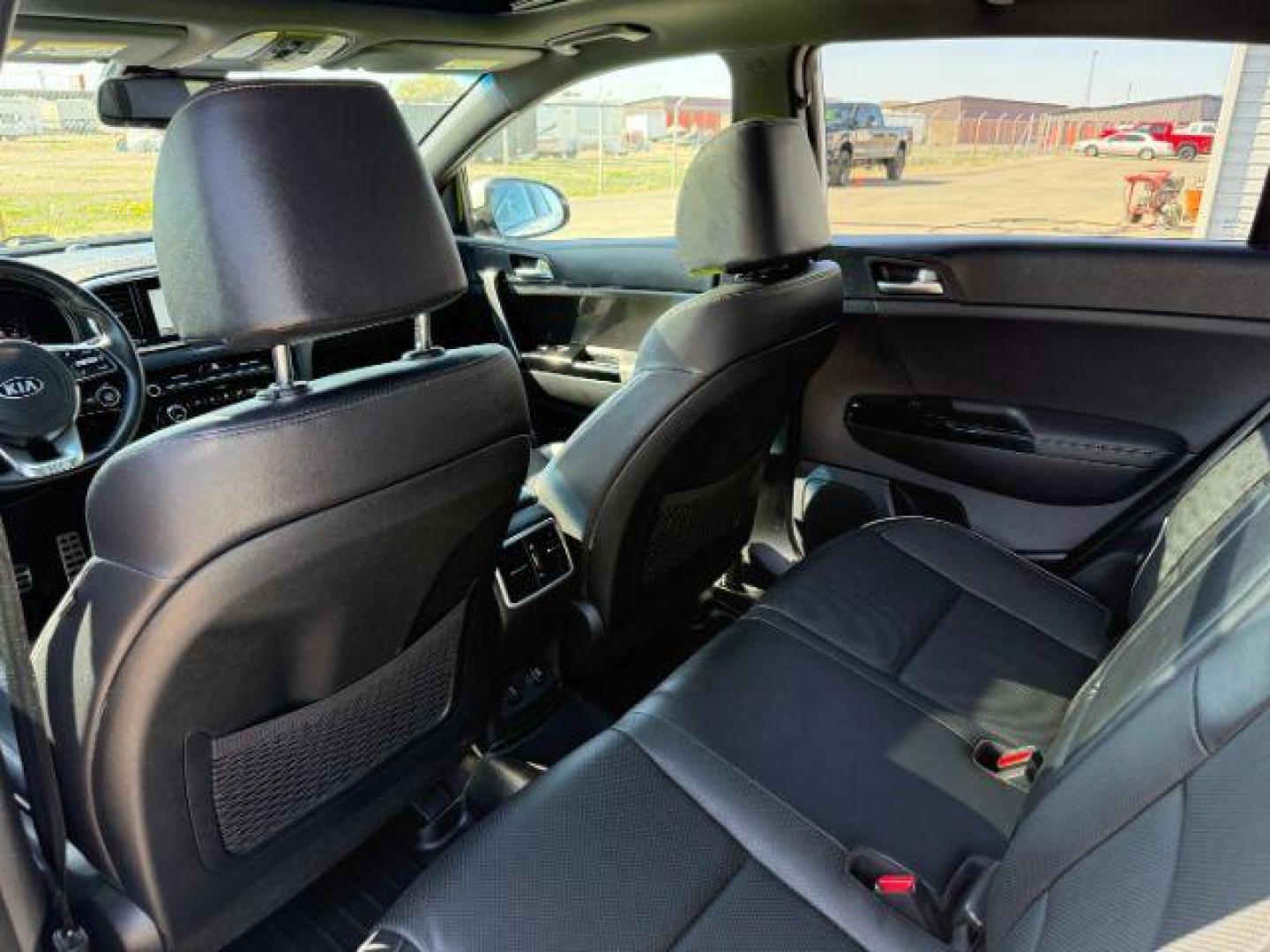 2022 Snow White Pearl /Black Kia Sportage SX Turbo (KNDPRCA64N7) with an 2L I-4 gasoline direct injection engine, AUTOMATIC transmission, located at 1235 N Woodruff Ave., Idaho Falls, 83401, (208) 523-1053, 43.507172, -112.000488 - At Timberline Auto, finding a great deal on your next vehicle is always easy! Our experienced sales staff's goal is to help find you the right vehicle at the right price! Our knowledgeable finance department has options for almost any credit score. We offer extended service contract options to prote - Photo#23