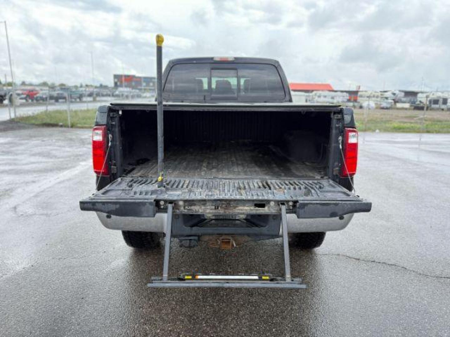 2012 Black /Black Ford F-250 LARIAT (1FT7W2BT2CE) with an Powerstroke 6.7L V-8 diesel direct injection engine, AUTOMATIC transmission, located at 1235 N Woodruff Ave., Idaho Falls, 83401, (208) 523-1053, 43.507172, -112.000488 - Photo#5