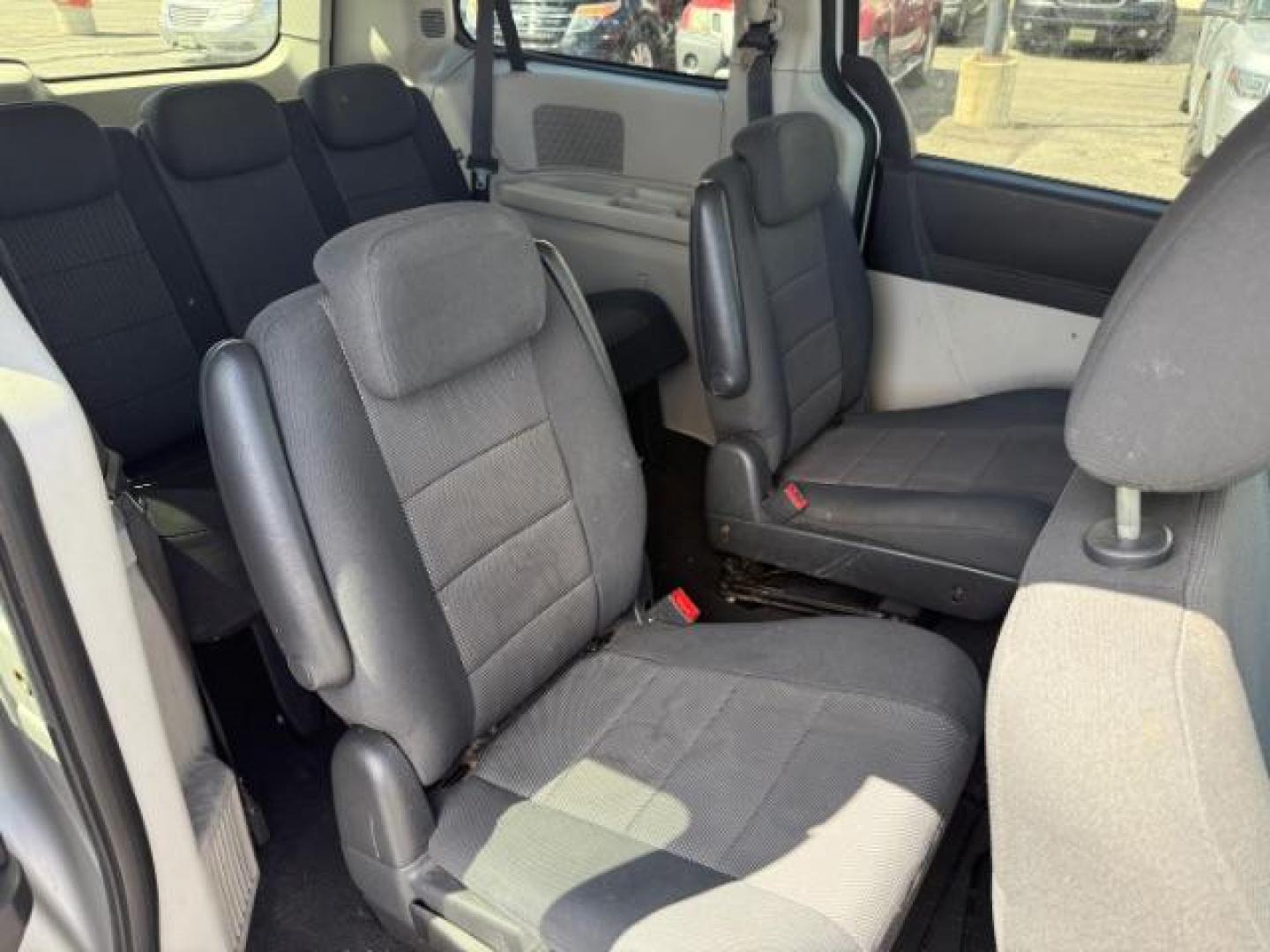 2008 Bright Silver Metallic /Dark Slate/Light Shale Cloth Interior Dodge Grand Caravan SE (2D8HN44H08R) with an 3.3L V6 OHV 12V engine, 4-Speed Automatic transmission, located at 1235 N Woodruff Ave., Idaho Falls, 83401, (208) 523-1053, 43.507172, -112.000488 - At Timberline Auto, finding a great deal on your next vehicle is always easy! Our experienced sales staff's goal is to help find you the right vehicle at the right price! Our knowledgeable finance department has options for almost any credit score. We offer extended service contract options to prote - Photo#24