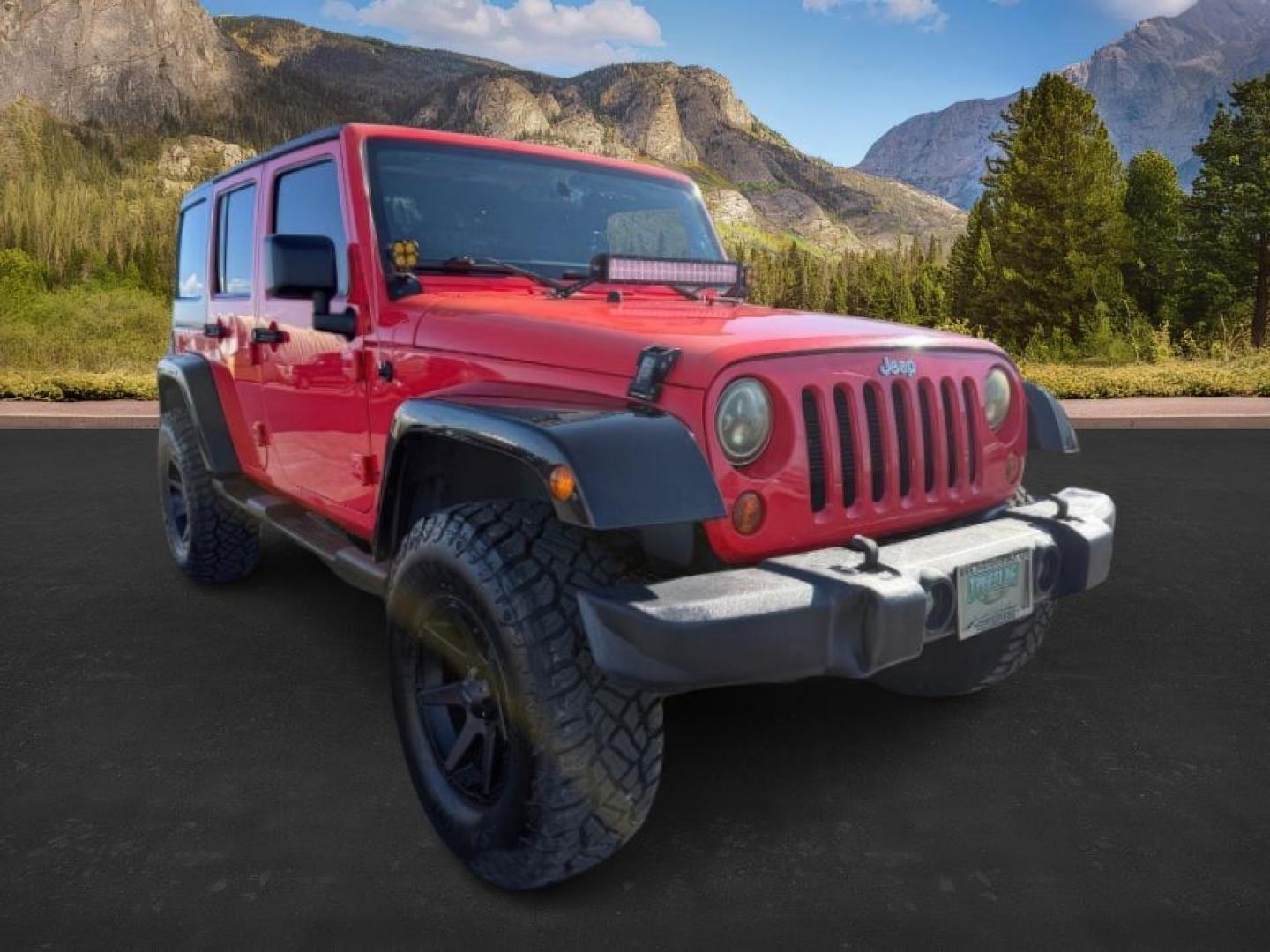 2013 ORANGE /Black Jeep Wrangler Unlimited (1C4BJWDG7DL) with an 36L V-6 DOHC engine, Automatic transmission, located at 1175 N Woodruff Ave, Idaho Falls, ID, 83401, 43.506901, -111.999657 - At Timberline Auto, finding a great deal on your next vehicle is always easy! Our experienced sales staff's goal is to help find you the right vehicle at the right price! Our knowledgeable finance department has options for almost any credit score. We offer extended service contract options to prote - Photo#5