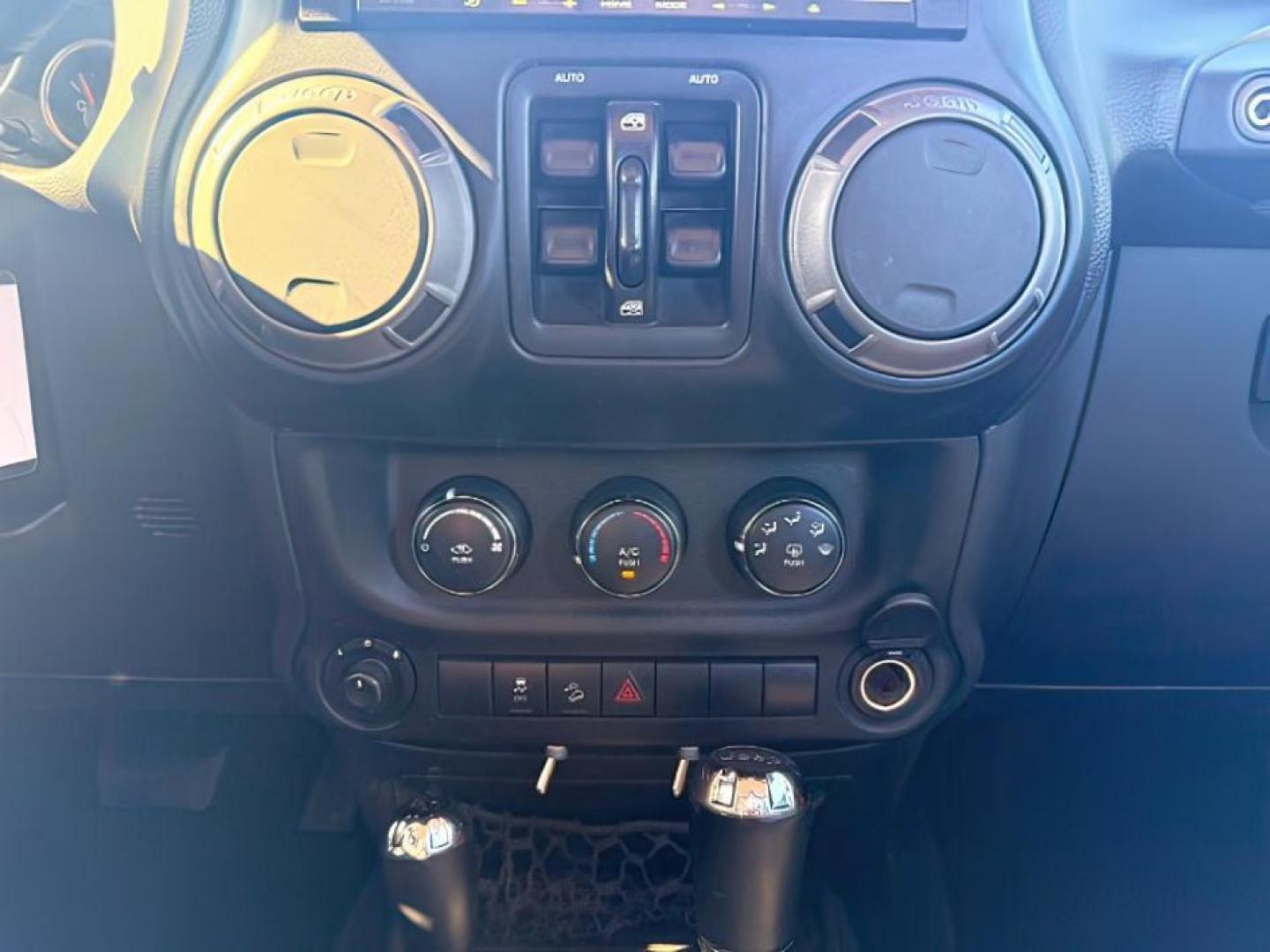 2013 ORANGE /Black Jeep Wrangler Unlimited (1C4BJWDG7DL) with an 36L V-6 DOHC engine, Automatic transmission, located at 1175 N Woodruff Ave, Idaho Falls, ID, 83401, 43.506901, -111.999657 - At Timberline Auto, finding a great deal on your next vehicle is always easy! Our experienced sales staff's goal is to help find you the right vehicle at the right price! Our knowledgeable finance department has options for almost any credit score. We offer extended service contract options to prote - Photo#15