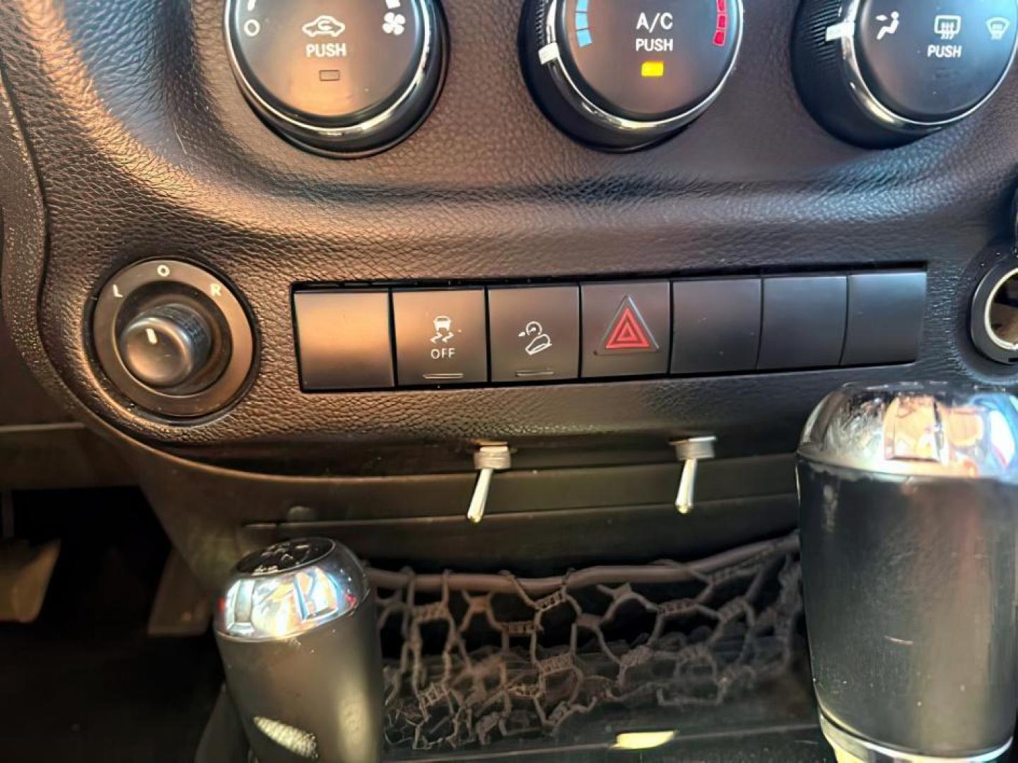 2013 ORANGE /Black Jeep Wrangler Unlimited (1C4BJWDG7DL) with an 36L V-6 DOHC engine, Automatic transmission, located at 1175 N Woodruff Ave, Idaho Falls, ID, 83401, 43.506901, -111.999657 - At Timberline Auto, finding a great deal on your next vehicle is always easy! Our experienced sales staff's goal is to help find you the right vehicle at the right price! Our knowledgeable finance department has options for almost any credit score. We offer extended service contract options to prote - Photo#18