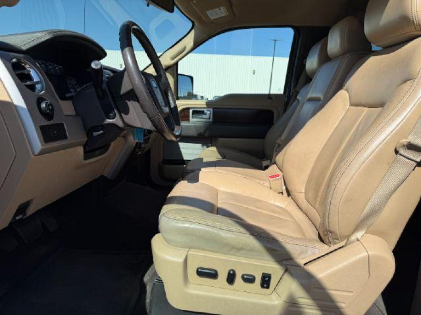 2012 Oxford White /LEATHER FORD F150 LARIAT (1FTFW1ET6CF) with an EcoBoost 3.5L V-6 gasoline direct injection engine, AUTOMATIC transmission, located at 1235 N Woodruff Ave., Idaho Falls, 83401, (208) 523-1053, 43.507172, -112.000488 - At Timberline Auto, finding a great deal on your next vehicle is always easy! Our experienced sales staff's goal is to help find you the right vehicle at the right price! Our knowledgeable finance department has options for almost any credit score. We offer extended service contract options to prote - Photo#10
