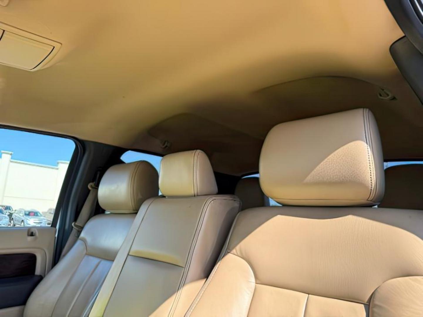 2012 Oxford White /LEATHER FORD F150 LARIAT (1FTFW1ET6CF) with an EcoBoost 3.5L V-6 gasoline direct injection engine, AUTOMATIC transmission, located at 1235 N Woodruff Ave., Idaho Falls, 83401, (208) 523-1053, 43.507172, -112.000488 - At Timberline Auto, finding a great deal on your next vehicle is always easy! Our experienced sales staff's goal is to help find you the right vehicle at the right price! Our knowledgeable finance department has options for almost any credit score. We offer extended service contract options to prote - Photo#15