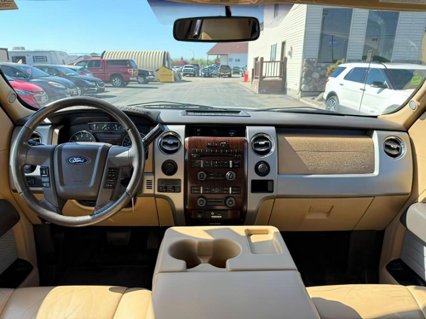 2012 Oxford White /LEATHER FORD F150 LARIAT (1FTFW1ET6CF) with an EcoBoost 3.5L V-6 gasoline direct injection engine, AUTOMATIC transmission, located at 1235 N Woodruff Ave., Idaho Falls, 83401, (208) 523-1053, 43.507172, -112.000488 - At Timberline Auto, finding a great deal on your next vehicle is always easy! Our experienced sales staff's goal is to help find you the right vehicle at the right price! Our knowledgeable finance department has options for almost any credit score. We offer extended service contract options to prote - Photo#17