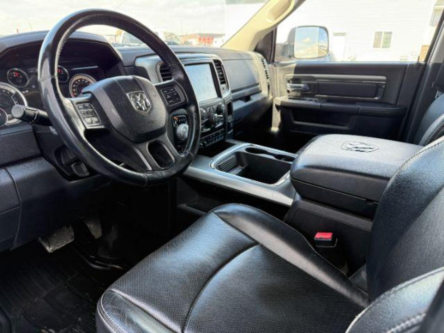 2016 WHITE /LEATHER RAM 1500 LARAMIE (1C6RR7MT9GS) with an 5.7 engine, AUTOMATIC transmission, located at 1235 N Woodruff Ave., Idaho Falls, 83401, (208) 523-1053, 43.507172, -112.000488 - At Timberline Auto, finding a great deal on your next vehicle is always easy! Our experienced sales staff's goal is to help find you the right vehicle at the right price! Our knowledgeable finance department has options for almost any credit score. We offer extended service contract options to prote - Photo#9