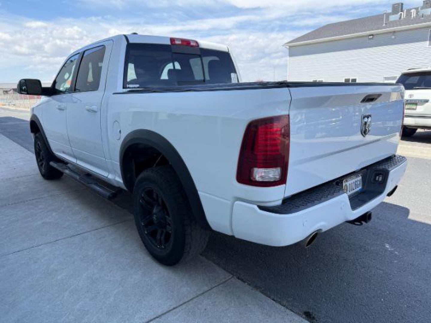 2016 WHITE /LEATHER RAM 1500 LARAMIE (1C6RR7MT9GS) with an 5.7 engine, AUTOMATIC transmission, located at 1235 N Woodruff Ave., Idaho Falls, 83401, (208) 523-1053, 43.507172, -112.000488 - At Timberline Auto, finding a great deal on your next vehicle is always easy! Our experienced sales staff's goal is to help find you the right vehicle at the right price! Our knowledgeable finance department has options for almost any credit score. We offer extended service contract options to prote - Photo#1