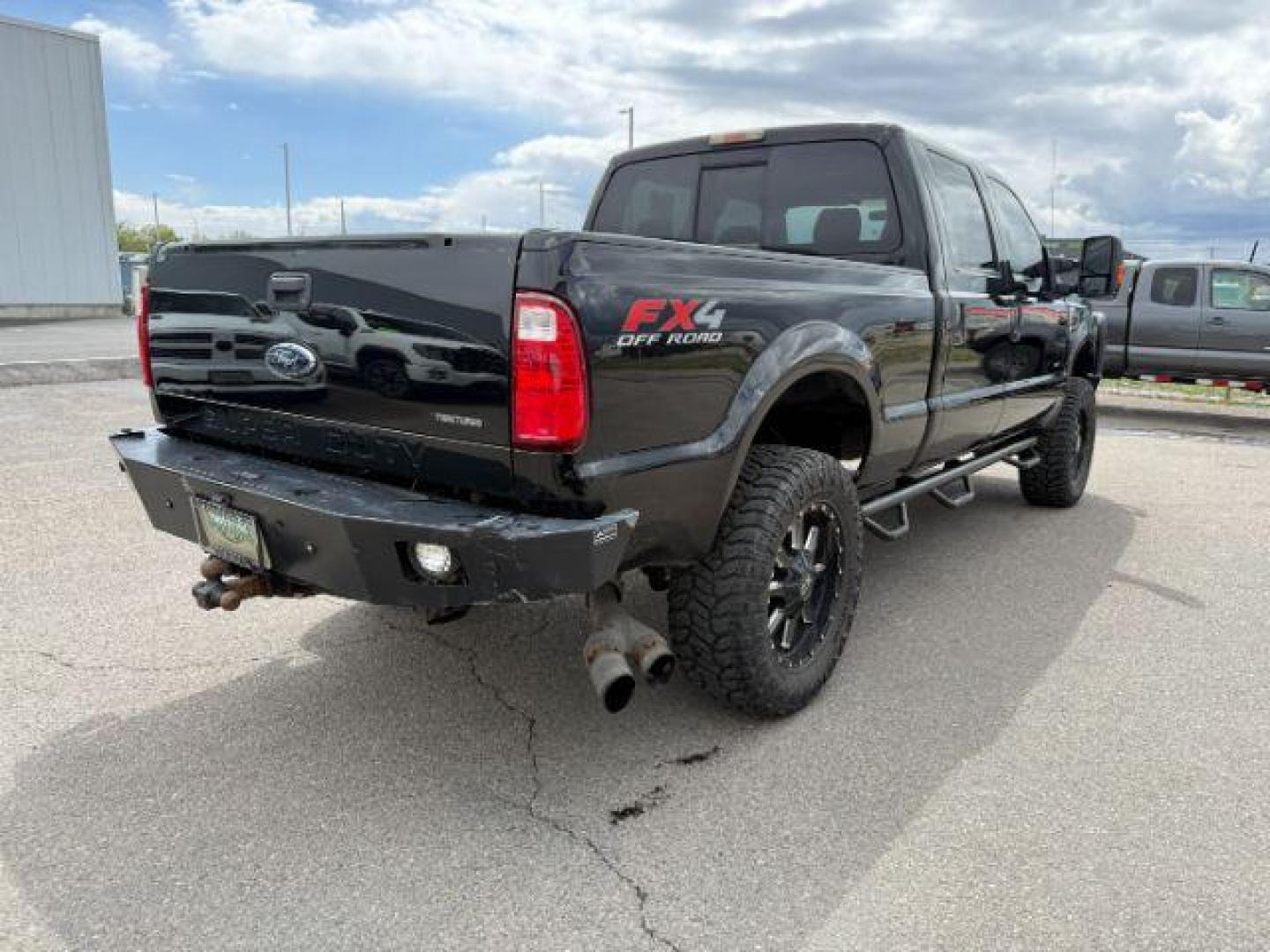 2008 BLACK /LEATHER Ford F-250 LARIAT (1FTSW21R68E) with an 6.4l engine, AUTOMATIC transmission, located at 1235 N Woodruff Ave., Idaho Falls, 83401, (208) 523-1053, 43.507172, -112.000488 - At Timberline Auto, finding a great deal on your next vehicle is always easy! Our experienced sales staff's goal is to help find you the right vehicle at the right price! Our knowledgeable finance department has options for almost any credit score. We offer extended service contract options to prote - Photo#4