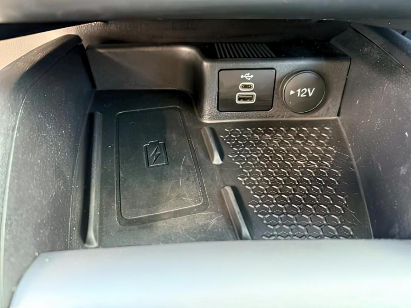 2023 BLUE /Ebony Ford Bronco Sport Big Bend (3FMCR9B64PR) with an EcoBoost 1.5L I-3 port/direct injection engine, AUTOMATIC transmission, located at 1235 N Woodruff Ave., Idaho Falls, 83401, (208) 523-1053, 43.507172, -112.000488 - At Timberline Auto, finding a great deal on your next vehicle is always easy! Our experienced sales staff's goal is to help find you the right vehicle at the right price! Our knowledgeable finance department has options for almost any credit score. We offer extended service contract options to prote - Photo#15