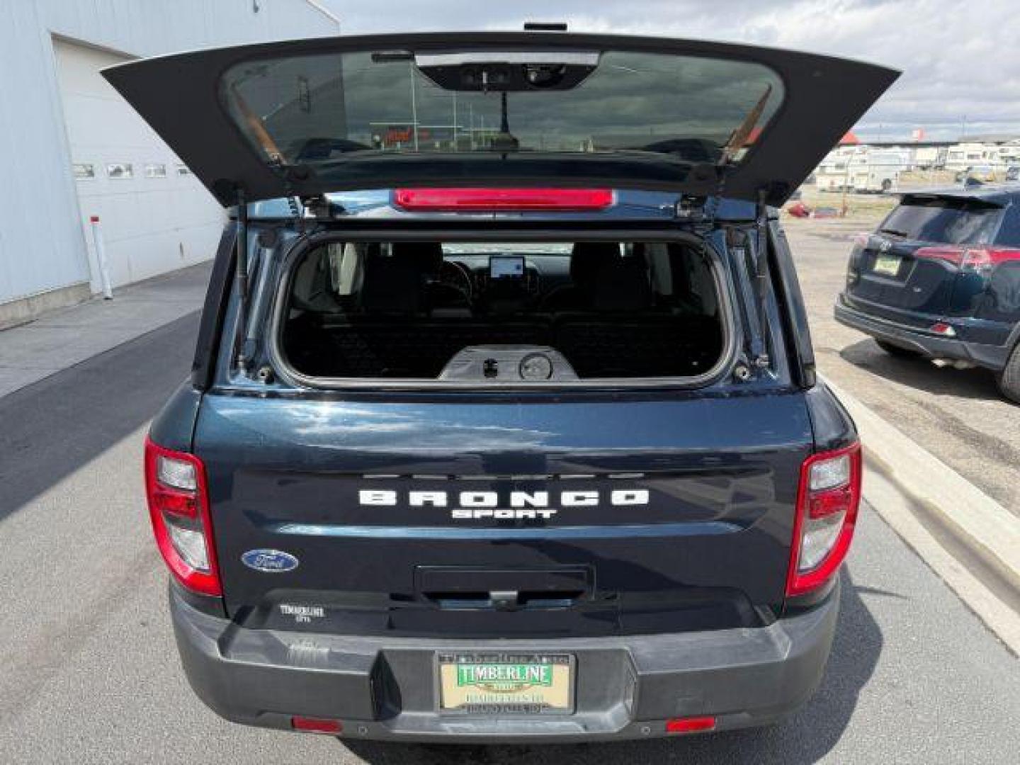 2023 BLUE /Ebony Ford Bronco Sport Big Bend (3FMCR9B64PR) with an EcoBoost 1.5L I-3 port/direct injection engine, AUTOMATIC transmission, located at 1235 N Woodruff Ave., Idaho Falls, 83401, (208) 523-1053, 43.507172, -112.000488 - At Timberline Auto, finding a great deal on your next vehicle is always easy! Our experienced sales staff's goal is to help find you the right vehicle at the right price! Our knowledgeable finance department has options for almost any credit score. We offer extended service contract options to prote - Photo#4