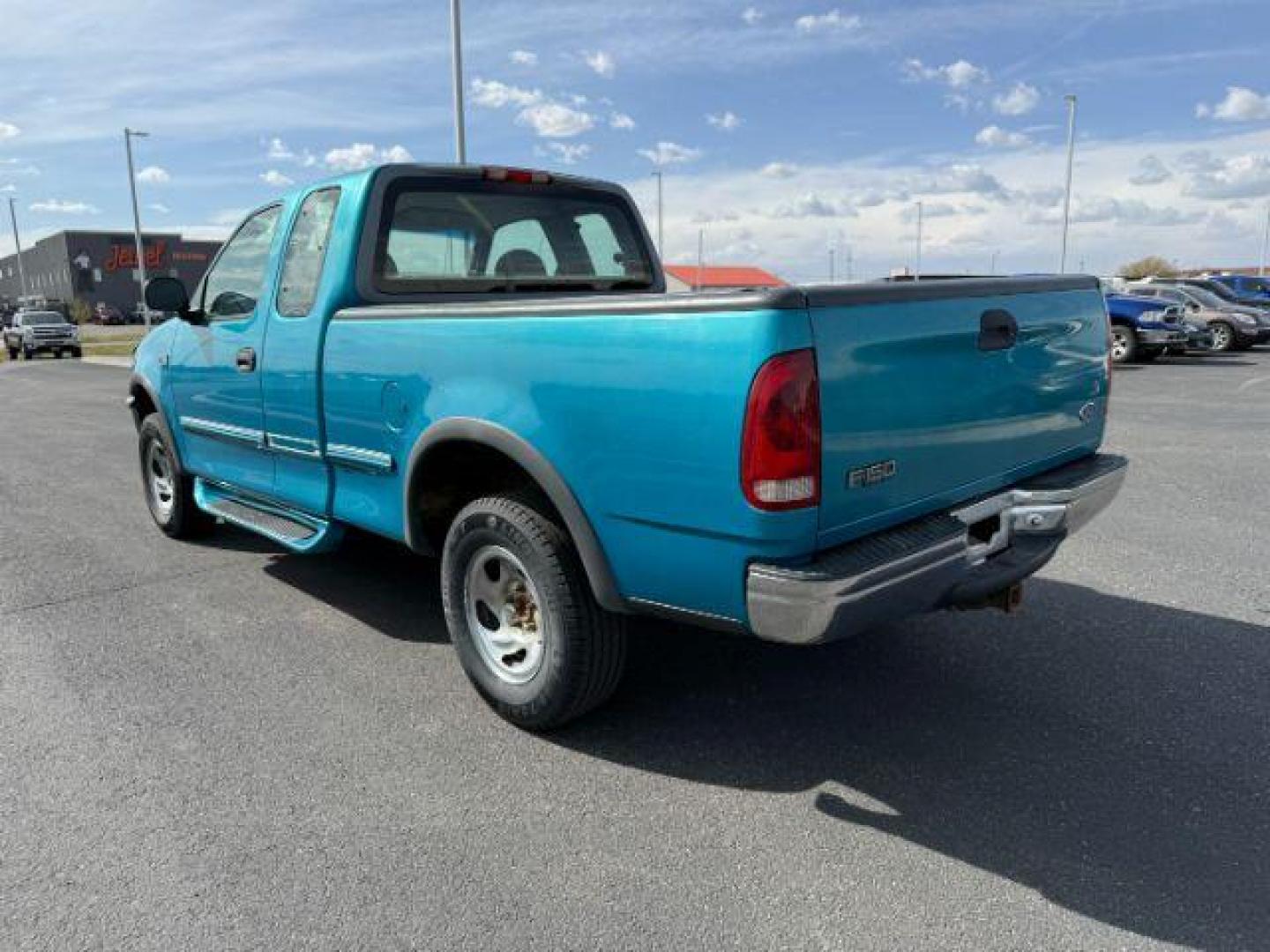 1997 BLUE /XLT Ford F-150 XLT (2FTDX18W1VC) with an 4.6 engine, AUTOMATIC transmission, located at 1235 N Woodruff Ave., Idaho Falls, 83401, (208) 523-1053, 43.507172, -112.000488 - At Timberline Auto, finding a great deal on your next vehicle is always easy! Our experienced sales staff's goal is to help find you the right vehicle at the right price! Our knowledgeable finance department has options for almost any credit score. We offer extended service contract options to prote - Photo#2