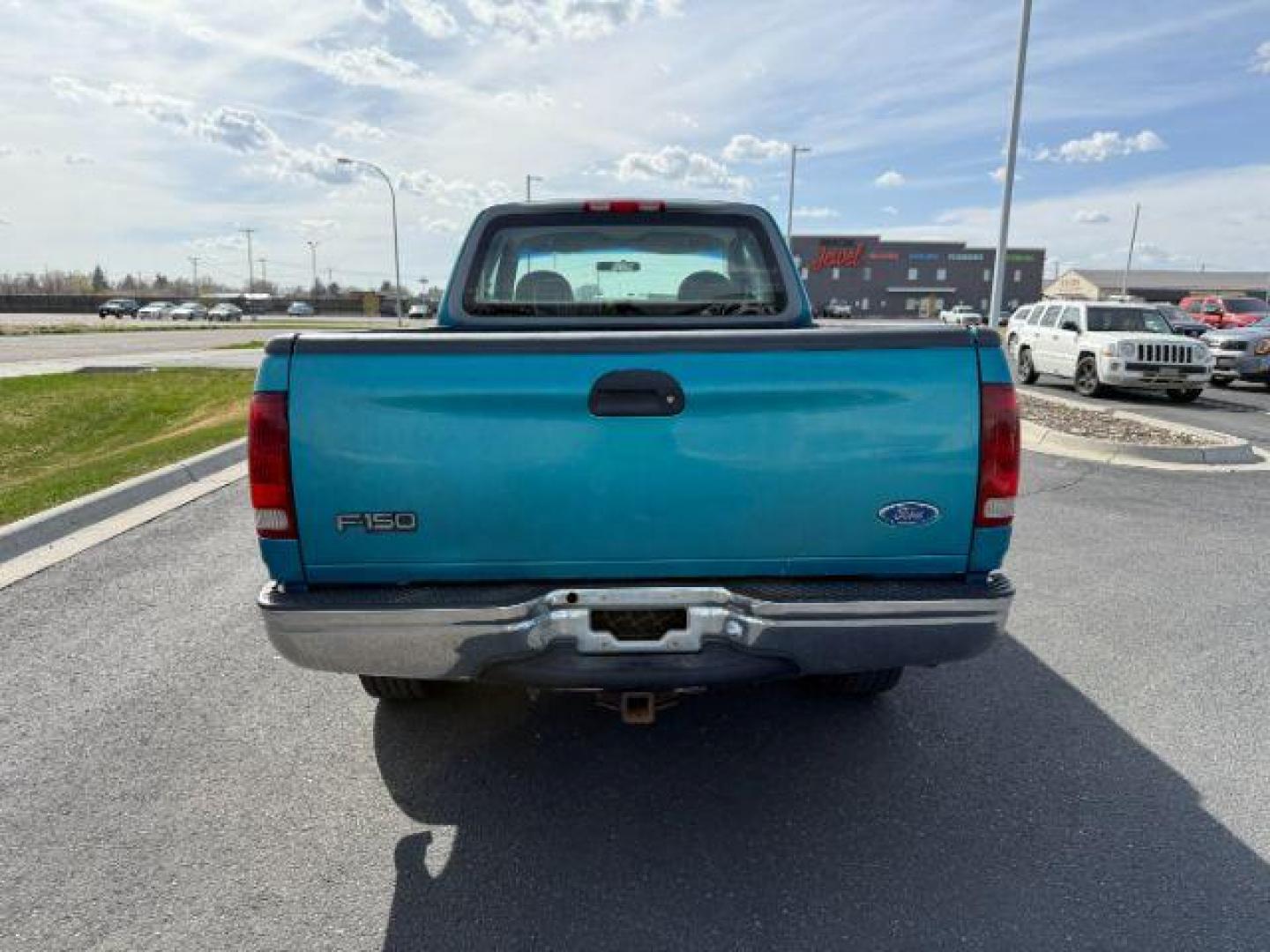 1997 BLUE /XLT Ford F-150 XLT (2FTDX18W1VC) with an 4.6 engine, AUTOMATIC transmission, located at 1235 N Woodruff Ave., Idaho Falls, 83401, (208) 523-1053, 43.507172, -112.000488 - At Timberline Auto, finding a great deal on your next vehicle is always easy! Our experienced sales staff's goal is to help find you the right vehicle at the right price! Our knowledgeable finance department has options for almost any credit score. We offer extended service contract options to prote - Photo#3
