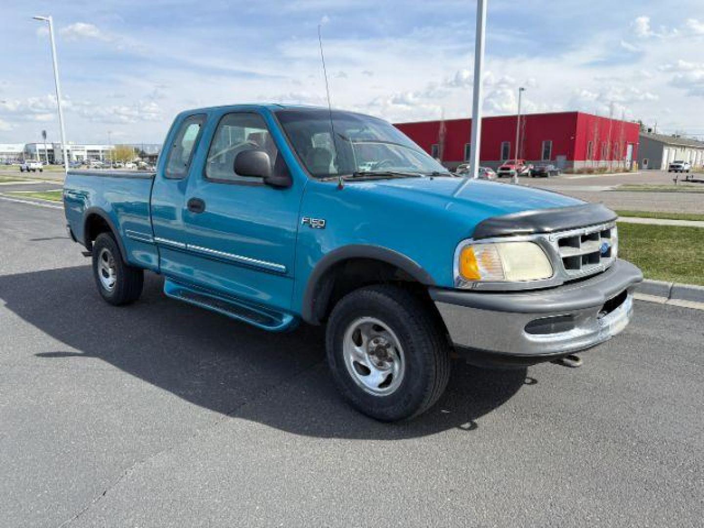 1997 BLUE /XLT Ford F-150 XLT (2FTDX18W1VC) with an 4.6 engine, AUTOMATIC transmission, located at 1235 N Woodruff Ave., Idaho Falls, 83401, (208) 523-1053, 43.507172, -112.000488 - At Timberline Auto, finding a great deal on your next vehicle is always easy! Our experienced sales staff's goal is to help find you the right vehicle at the right price! Our knowledgeable finance department has options for almost any credit score. We offer extended service contract options to prote - Photo#6