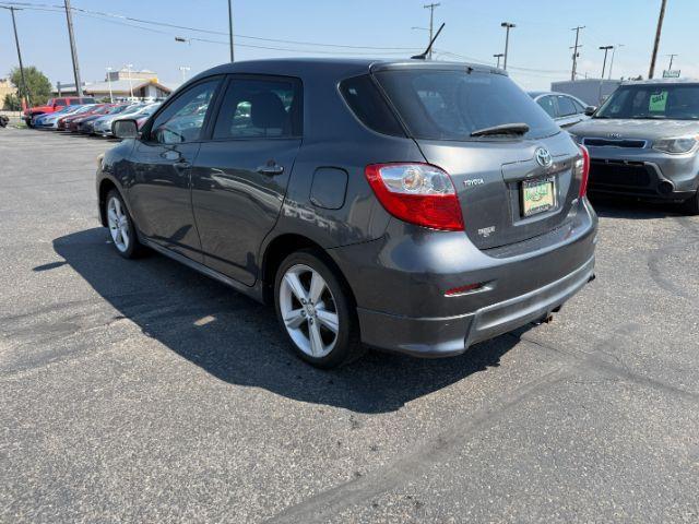 2009 Magnetic Gray Metallic /Dark Charcoal Toyota Matrix S (2T1LE40E49C) with an 2.4L I-4 DOHC engine, AUTOMATIC transmission, located at 1235 N Woodruff Ave., Idaho Falls, 83401, (208) 523-1053, 43.507172, -112.000488 - At Timberline Auto, finding a great deal on your next vehicle is always easy! Our experienced sales staff's goal is to help find you the right vehicle at the right price! Our knowledgeable finance department has options for almost any credit score. We offer extended service contract options to prote - Photo#22