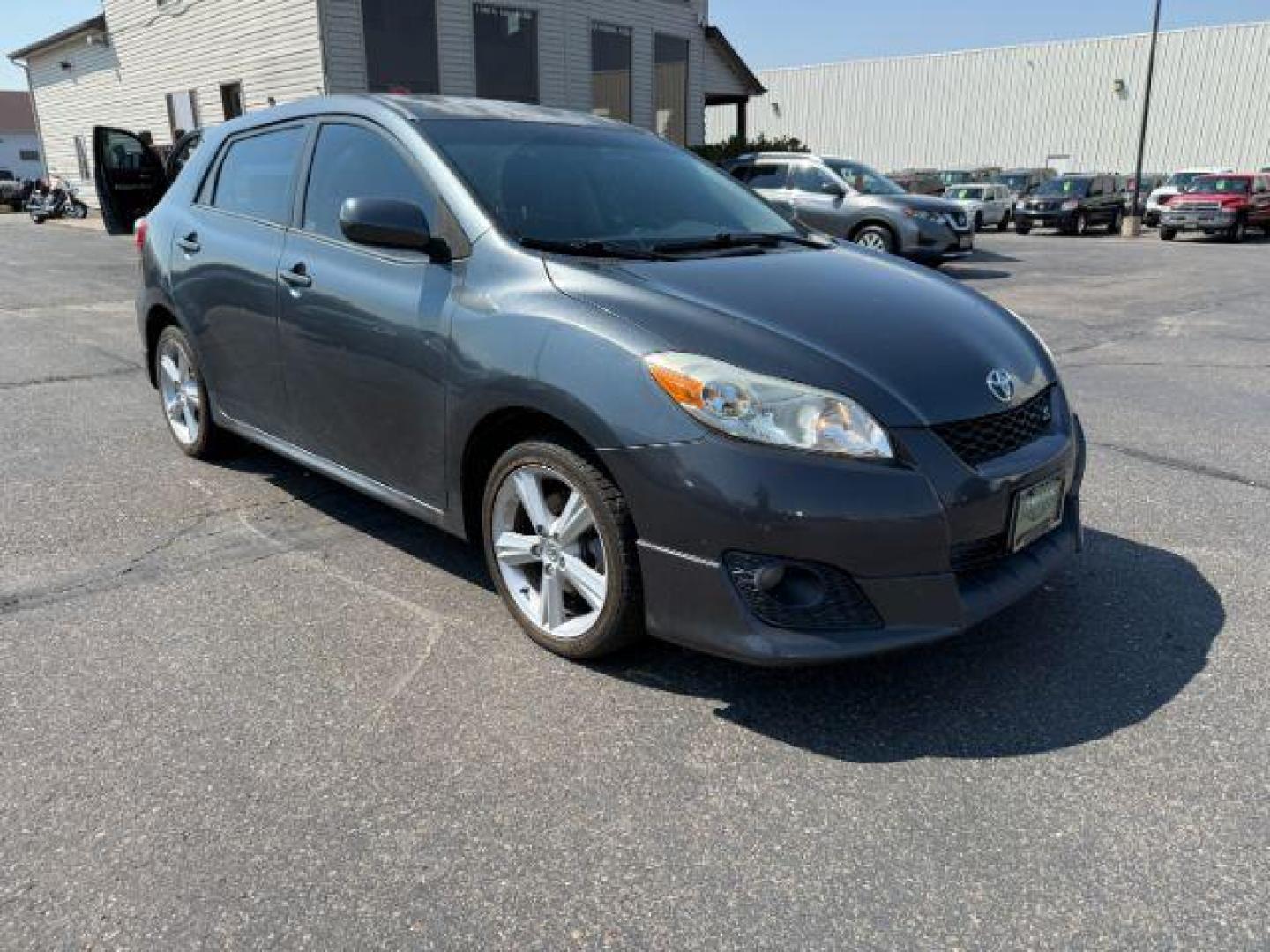 2009 Magnetic Gray Metallic /Dark Charcoal Toyota Matrix (2T1LE40E49C) with an 24L I-4 DOHC engine, Automatic transmission, located at 1175 N Woodruff Ave, Idaho Falls, ID, 83401, 43.506901, -111.999657 - At Timberline Auto, finding a great deal on your next vehicle is always easy! Our experienced sales staff's goal is to help find you the right vehicle at the right price! Our knowledgeable finance department has options for almost any credit score. We offer extended service contract options to prote - Photo#27