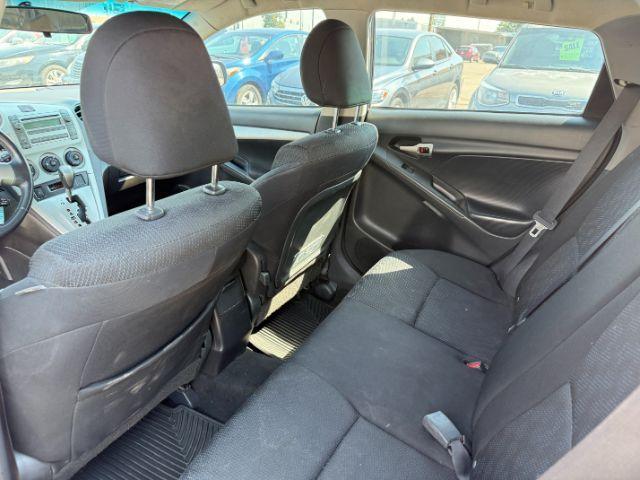 2009 Magnetic Gray Metallic /Dark Charcoal Toyota Matrix S (2T1LE40E49C) with an 2.4L I-4 DOHC engine, AUTOMATIC transmission, located at 1235 N Woodruff Ave., Idaho Falls, 83401, (208) 523-1053, 43.507172, -112.000488 - At Timberline Auto, finding a great deal on your next vehicle is always easy! Our experienced sales staff's goal is to help find you the right vehicle at the right price! Our knowledgeable finance department has options for almost any credit score. We offer extended service contract options to prote - Photo#38