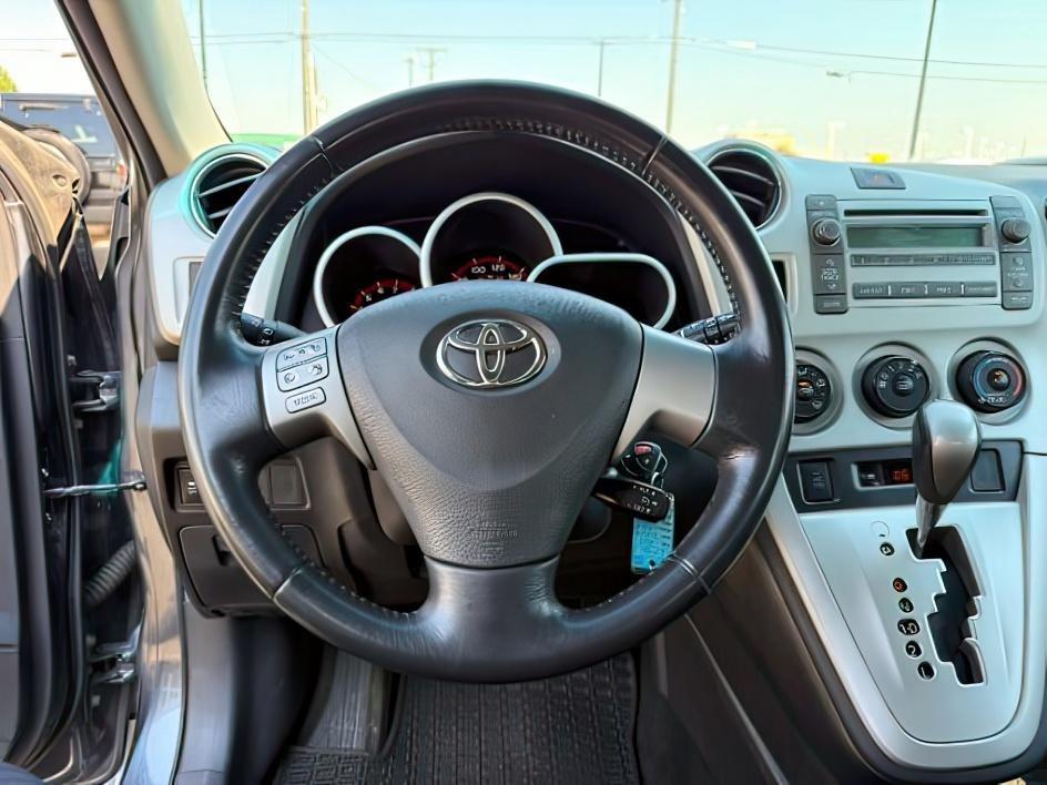 2009 Magnetic Gray Metallic /Dark Charcoal Toyota Matrix S (2T1LE40E49C) with an 2.4L I-4 DOHC engine, AUTOMATIC transmission, located at 1235 N Woodruff Ave., Idaho Falls, 83401, (208) 523-1053, 43.507172, -112.000488 - At Timberline Auto, finding a great deal on your next vehicle is always easy! Our experienced sales staff's goal is to help find you the right vehicle at the right price! Our knowledgeable finance department has options for almost any credit score. We offer extended service contract options to prote - Photo#13