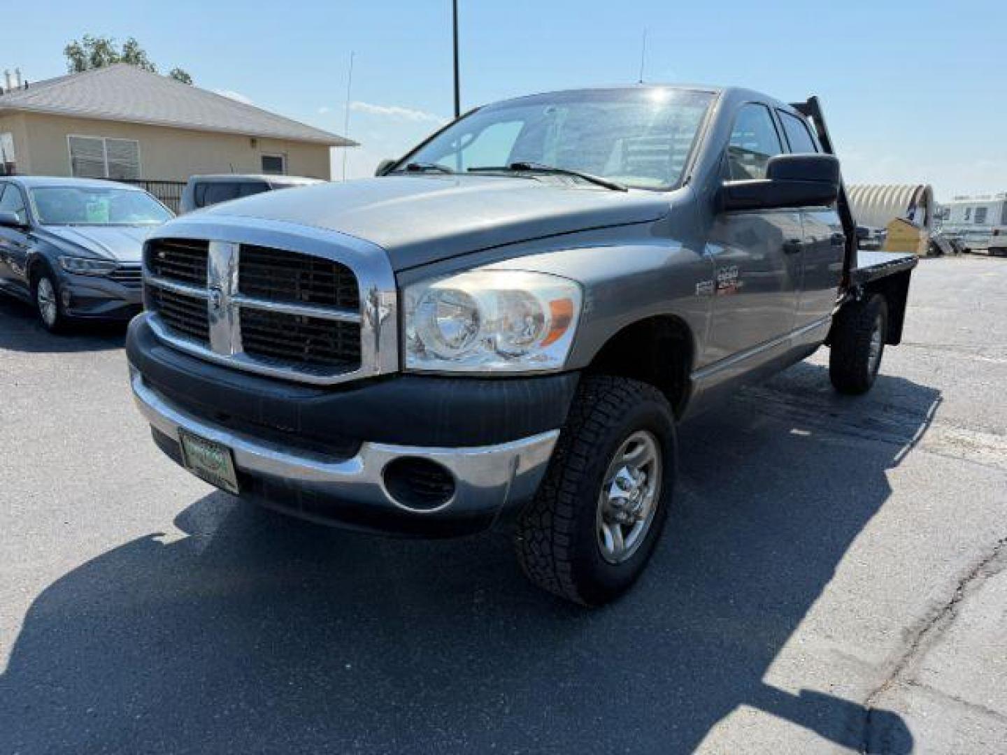 2009 GRAY /Medium Slate Gray Dodge Ram 2500 (3D7KS28T19G) with an HEMI Magnum 57L V-8 variable valve control engine, Automatic transmission, located at 1175 N Woodruff Ave, Idaho Falls, ID, 83401, 43.506901, -111.999657 - At Timberline Auto, finding a great deal on your next vehicle is always easy! Our experienced sales staff's goal is to help find you the right vehicle at the right price! Our knowledgeable finance department has options for almost any credit score. We offer extended service contract options to prote - Photo#20