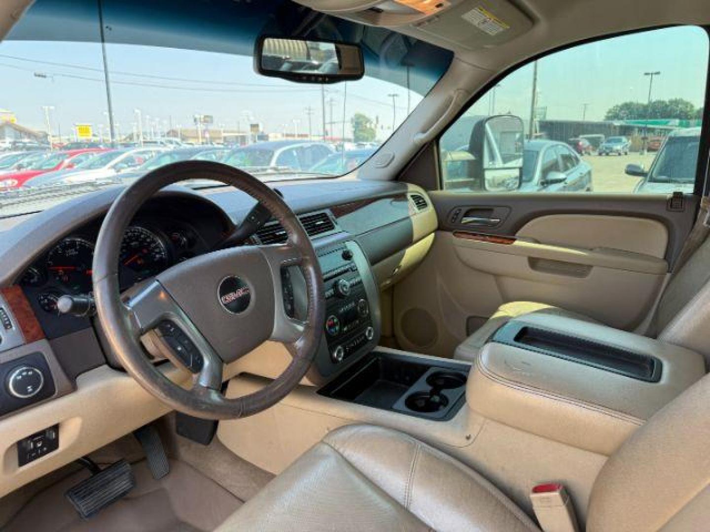 2012 Summit White /Ebony GMC Sierra 2500HD (1GT121E81CF) with an Duramax 66L V-8 diesel direct injection engine, Automatic transmission, located at 1175 N Woodruff Ave, Idaho Falls, ID, 83401, 43.506901, -111.999657 - At Timberline Auto, finding a great deal on your next vehicle is always easy! Our experienced sales staff's goal is to help find you the right vehicle at the right price! Our knowledgeable finance department has options for almost any credit score. We offer extended service contract options to prote - Photo#33
