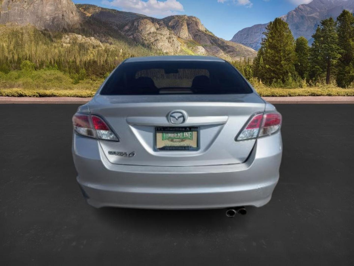 2013 Ingot Silver /Black Mazda Mazda6 (1YVHZ8BH6D5) with an 25L I-4 DOHC engine, Automatic transmission, located at 1175 N Woodruff Ave, Idaho Falls, ID, 83401, 43.506901, -111.999657 - At Timberline Auto, finding a great deal on your next vehicle is always easy! Our experienced sales staff's goal is to help find you the right vehicle at the right price! Our knowledgeable finance department has options for almost any credit score. We offer extended service contract options to prote - Photo#3