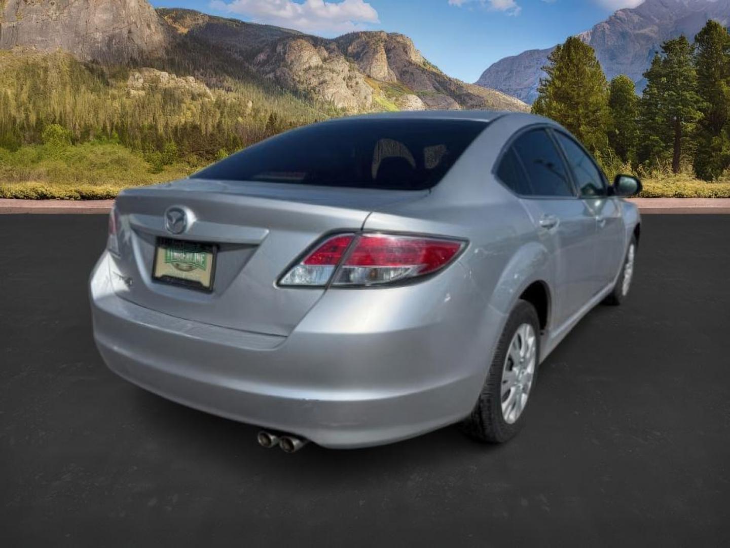 2013 Ingot Silver /Black Mazda Mazda6 (1YVHZ8BH6D5) with an 25L I-4 DOHC engine, Automatic transmission, located at 1175 N Woodruff Ave, Idaho Falls, ID, 83401, 43.506901, -111.999657 - At Timberline Auto, finding a great deal on your next vehicle is always easy! Our experienced sales staff's goal is to help find you the right vehicle at the right price! Our knowledgeable finance department has options for almost any credit score. We offer extended service contract options to prote - Photo#4