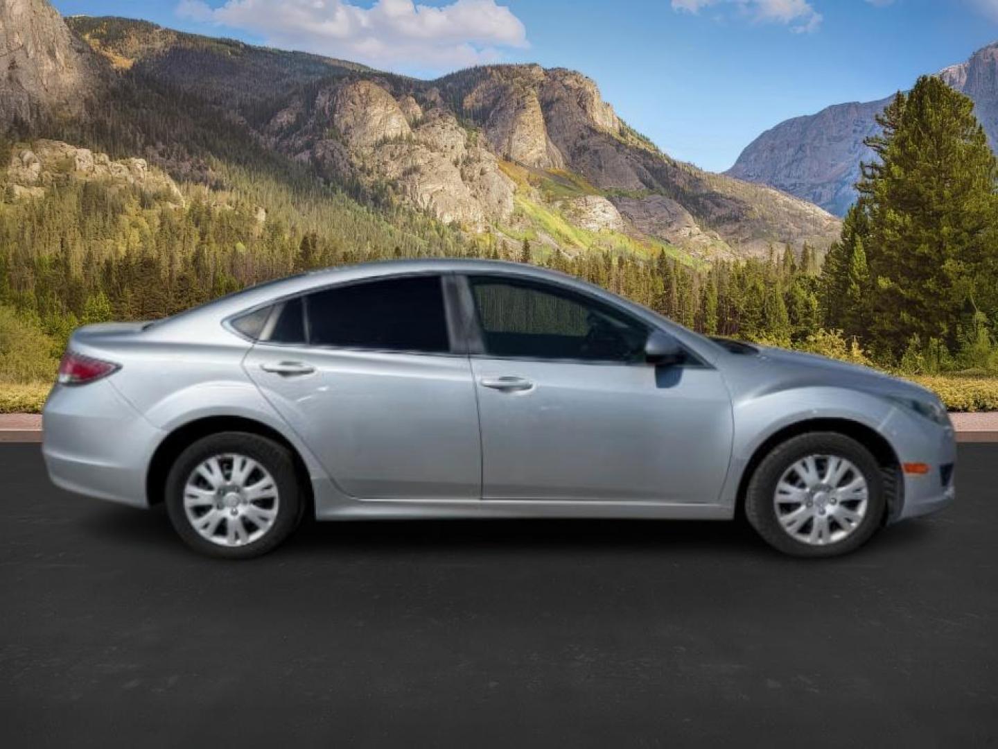 2013 Ingot Silver /Black Mazda Mazda6 (1YVHZ8BH6D5) with an 25L I-4 DOHC engine, Automatic transmission, located at 1175 N Woodruff Ave, Idaho Falls, ID, 83401, 43.506901, -111.999657 - At Timberline Auto, finding a great deal on your next vehicle is always easy! Our experienced sales staff's goal is to help find you the right vehicle at the right price! Our knowledgeable finance department has options for almost any credit score. We offer extended service contract options to prote - Photo#5