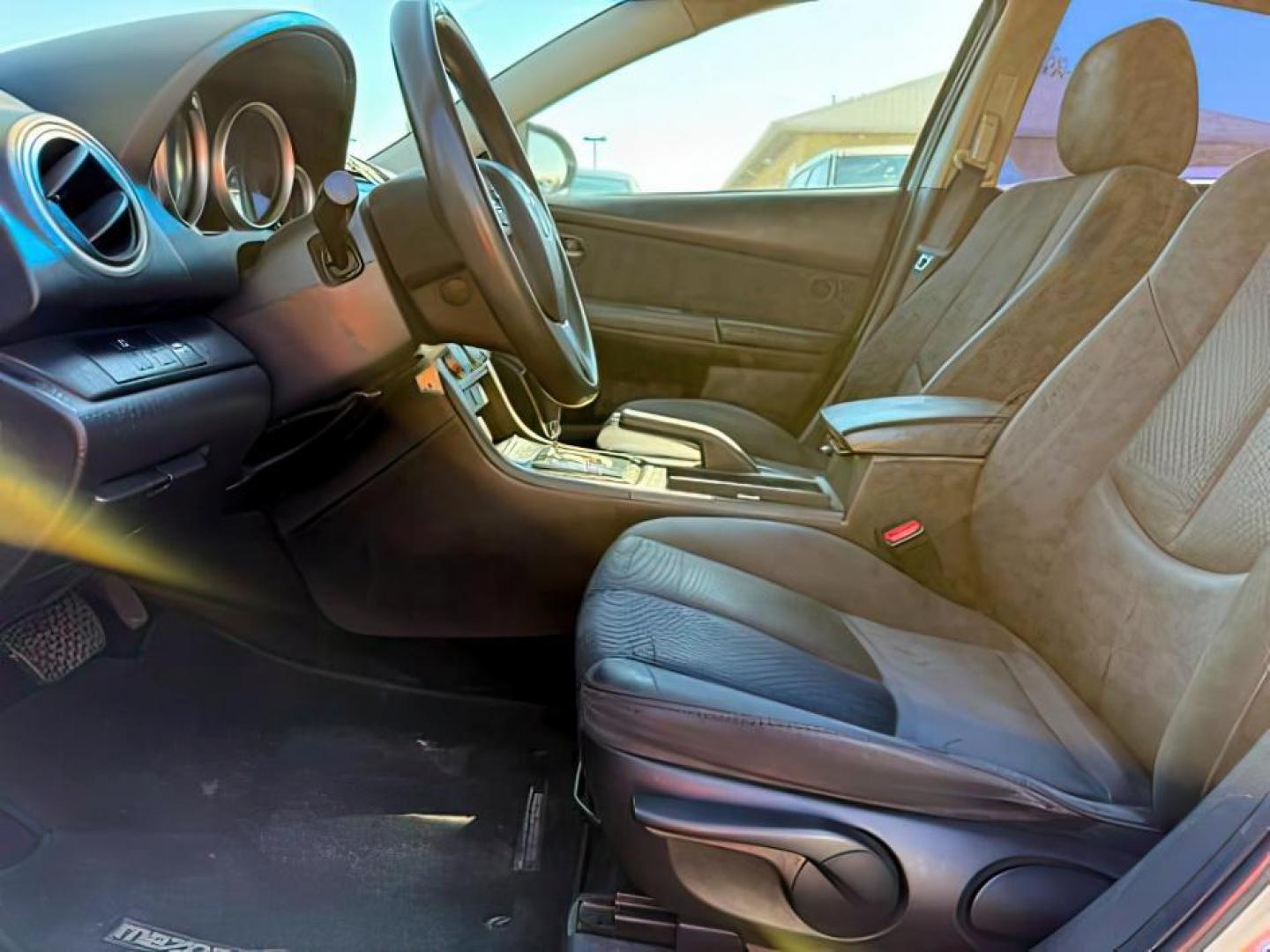 2013 Ingot Silver /Black Mazda Mazda6 (1YVHZ8BH6D5) with an 25L I-4 DOHC engine, Automatic transmission, located at 1175 N Woodruff Ave, Idaho Falls, ID, 83401, 43.506901, -111.999657 - At Timberline Auto, finding a great deal on your next vehicle is always easy! Our experienced sales staff's goal is to help find you the right vehicle at the right price! Our knowledgeable finance department has options for almost any credit score. We offer extended service contract options to prote - Photo#10