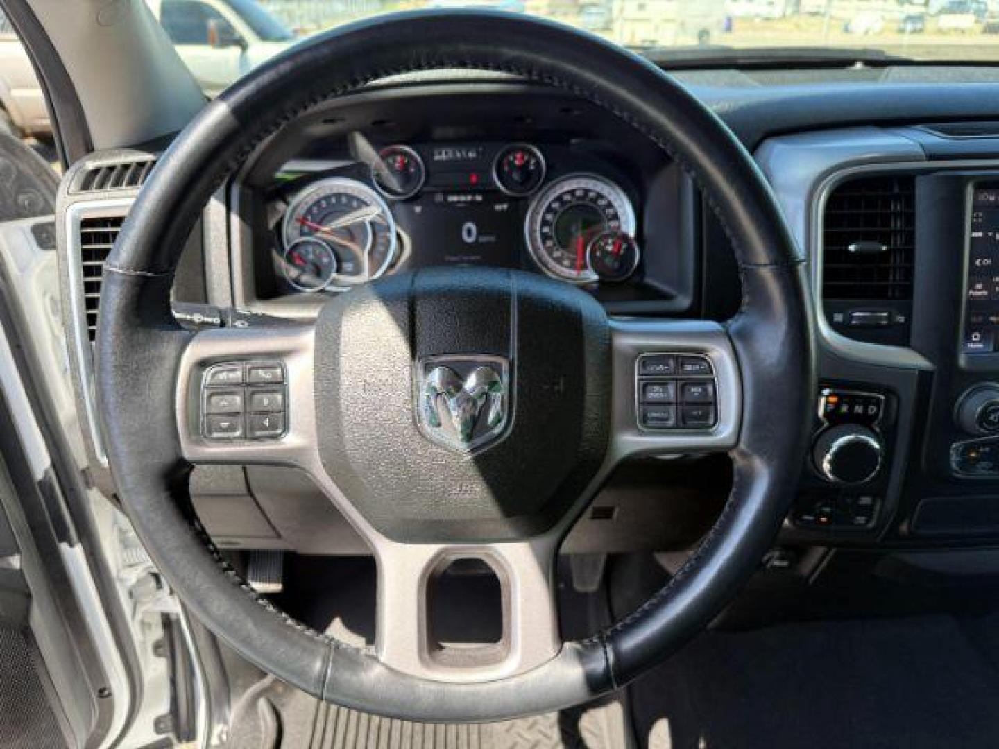 2022 WHITE /CLOTH RAM 1500 SLT (1C6RR7LT7NS) with an 5.7 engine, AUTOMATIC transmission, located at 1235 N Woodruff Ave., Idaho Falls, 83401, (208) 523-1053, 43.507172, -112.000488 - At Timberline Auto, finding a great deal on your next vehicle is always easy! Our experienced sales staff's goal is to help find you the right vehicle at the right price! Our knowledgeable finance department has options for almost any credit score. We offer extended service contract options to prote - Photo#12