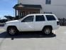 2000 Stone White Clearcoat /Camel Leather Jeep Grand Cherokee (1J4GW58N5YC) with an 47L V8 SOHC 16V engine, Automatic transmission, located at 1175 N Woodruff Ave, Idaho Falls, ID, 83401, 43.506901, -111.999657 - At Timberline Auto, finding a great deal on your next vehicle is always easy! Our experienced sales staff's goal is to help find you the right vehicle at the right price! Our knowledgeable finance department has options for almost any credit score. We offer extended service contract options to prote - Photo#16
