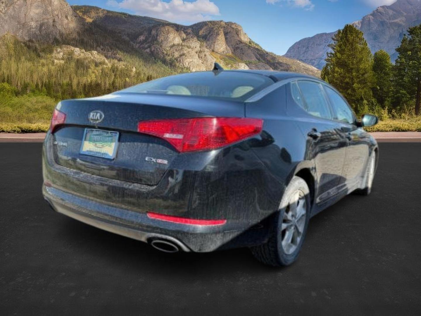 2013 BLACK /Beige KIA Optima (5XXGN4A73DG) with an 24L I-4 gasoline direct injection engine, Automatic transmission, located at 1175 N Woodruff Ave, Idaho Falls, ID, 83401, 43.506901, -111.999657 - At Timberline Auto, finding a great deal on your next vehicle is always easy! Our experienced sales staff's goal is to help find you the right vehicle at the right price! Our knowledgeable finance department has options for almost any credit score. We offer extended service contract options to prote - Photo#4