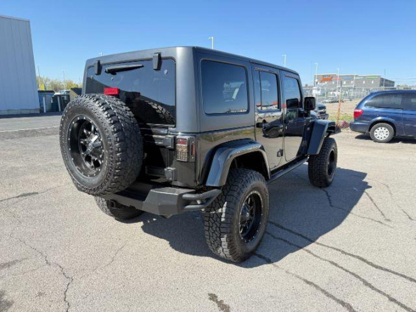 2017 BLACK /CLOTH JEEP WRANGLER NA (1C4BJWEG4HL) , MANUAL transmission, located at 1235 N Woodruff Ave., Idaho Falls, 83401, (208) 523-1053, 43.507172, -112.000488 - At Timberline Auto, finding a great deal on your next vehicle is always easy! Our experienced sales staff's goal is to help find you the right vehicle at the right price! Our knowledgeable finance department has options for almost any credit score. We offer extended service contract options to prote - Photo#5
