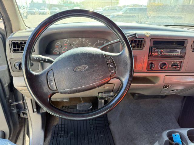 2000 GRAY /LEATHER Ford F-350 (3FTSW31F7YM) with an 73L POWER STROKE engine, Automatic transmission, located at 1175 N Woodruff Ave, Idaho Falls, ID, 83401, 43.506901, -111.999657 - This 2000 Ford F-350 Super Duty is a heavy-duty pickup built for demanding workloads and year-round capability. Powered by a 7.3L Power Stroke diesel, it delivers the strong low-end torque and towing performance these trucks are known for. Built on the Super Duty platform, it is designed to handle t- Photo#18