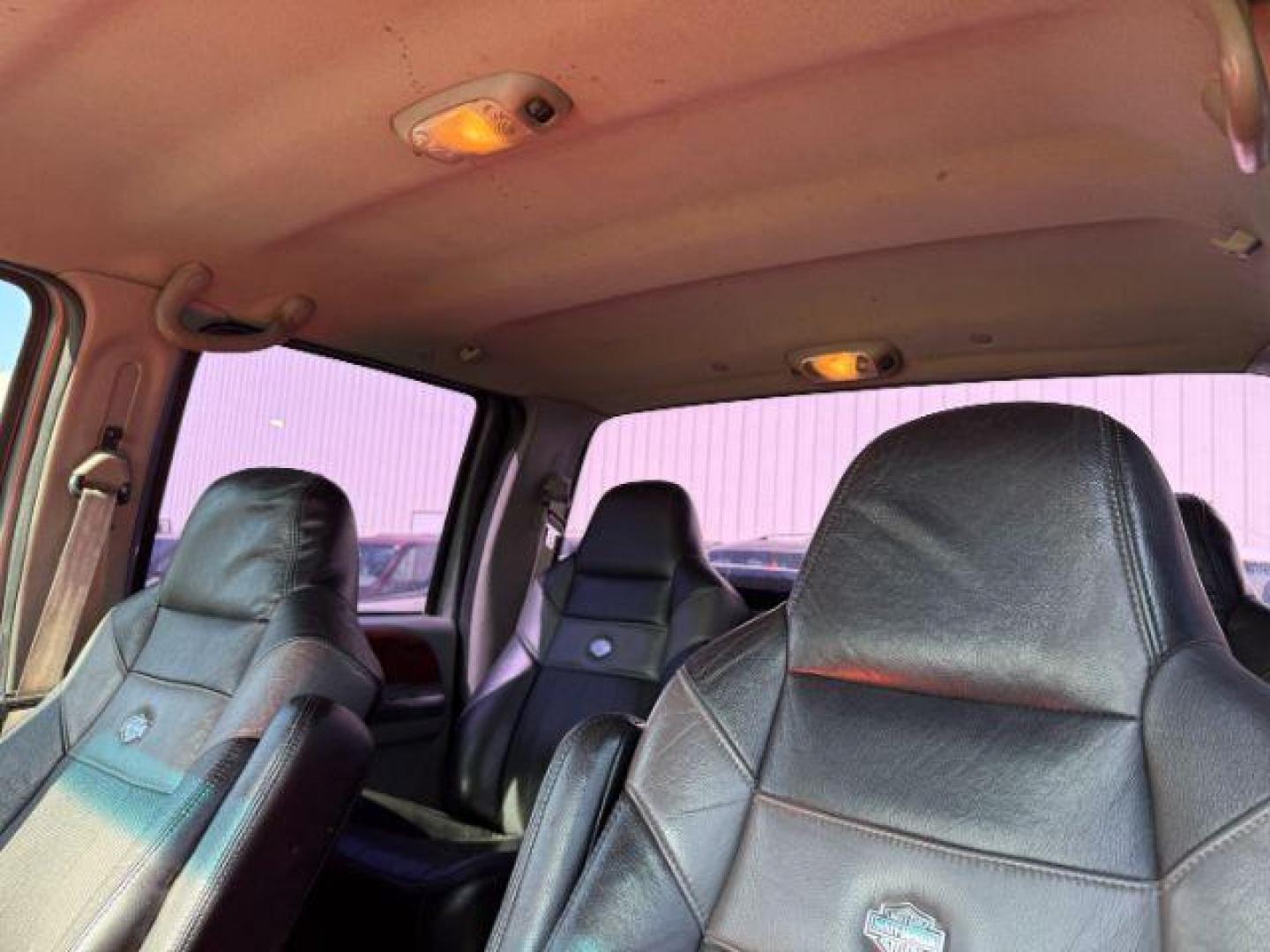 2000 GRAY /LEATHER Ford F-350 LARIAT (3FTSW31F7YM) with an 7.3L POWER STROKE engine, AUTOMATIC transmission, located at 1235 N Woodruff Ave., Idaho Falls, 83401, (208) 523-1053, 43.507172, -112.000488 - Photo#8