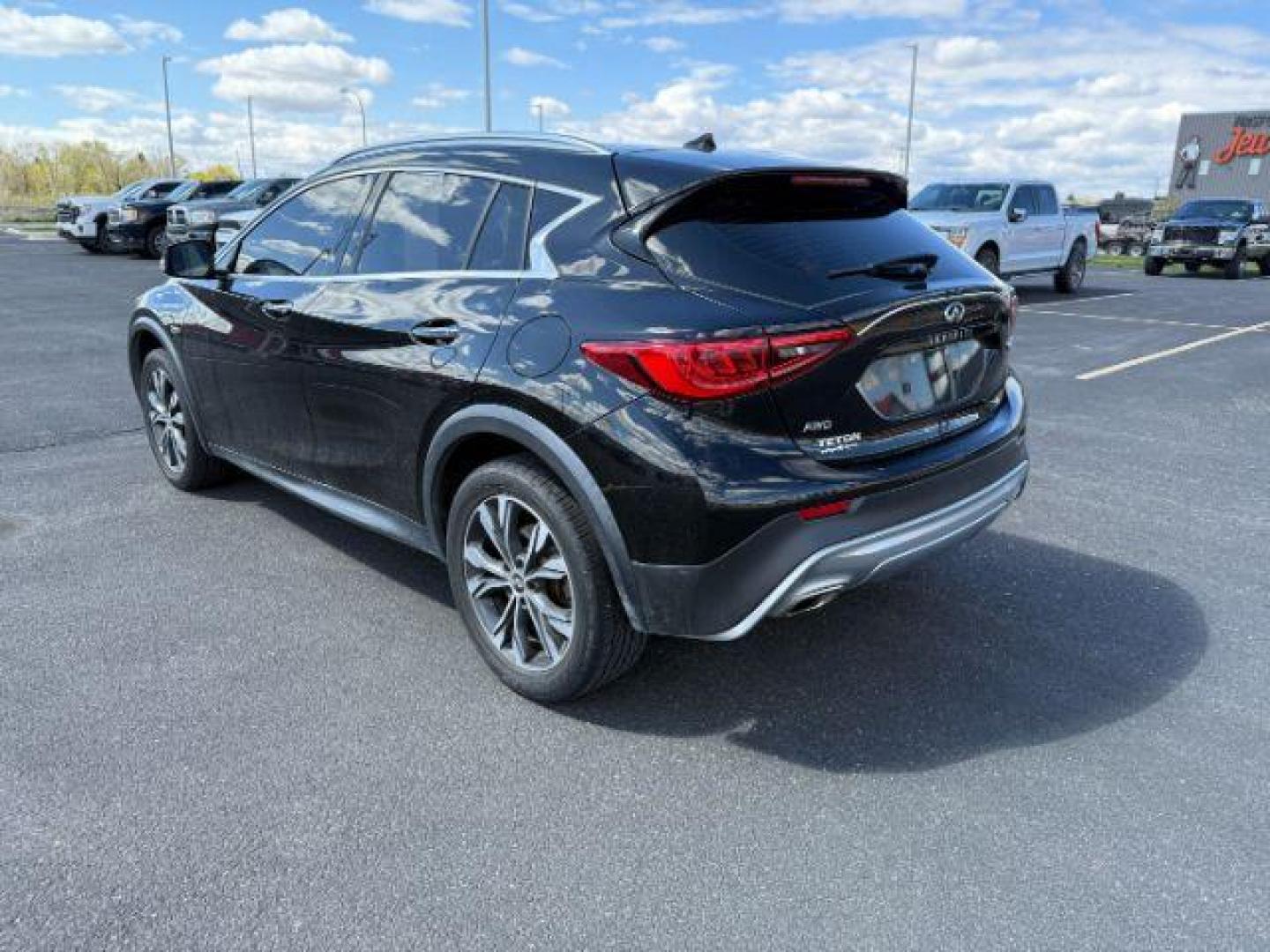 2019 Black Obsidian /Graphite INFINITI QX30 LUXE (SJKCH5CR7KA) with an 2L I-4 gasoline direct injection engine, AUTOMATIC transmission, located at 1235 N Woodruff Ave., Idaho Falls, 83401, (208) 523-1053, 43.507172, -112.000488 - At Timberline Auto, finding a great deal on your next vehicle is always easy! Our experienced sales staff's goal is to help find you the right vehicle at the right price! Our knowledgeable finance department has options for almost any credit score. We offer extended service contract options to prote - Photo#2