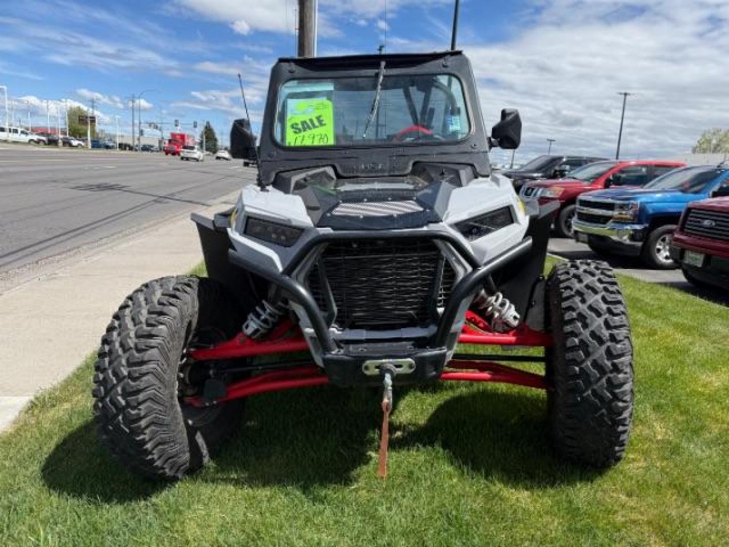 2020 GRAY POLARIS RZR XP TURBO S (3NSPAG927LG) with an 1000CC engine, AUTOMATIC transmission, located at 1235 N Woodruff Ave., Idaho Falls, 83401, (208) 523-1053, 43.507172, -112.000488 - At Timberline Auto, finding a great deal on your next vehicle is always easy! Our experienced sales staff's goal is to help find you the right vehicle at the right price! Our knowledgeable finance department has options for almost any credit score. We offer extended service contract options to prote - Photo#3