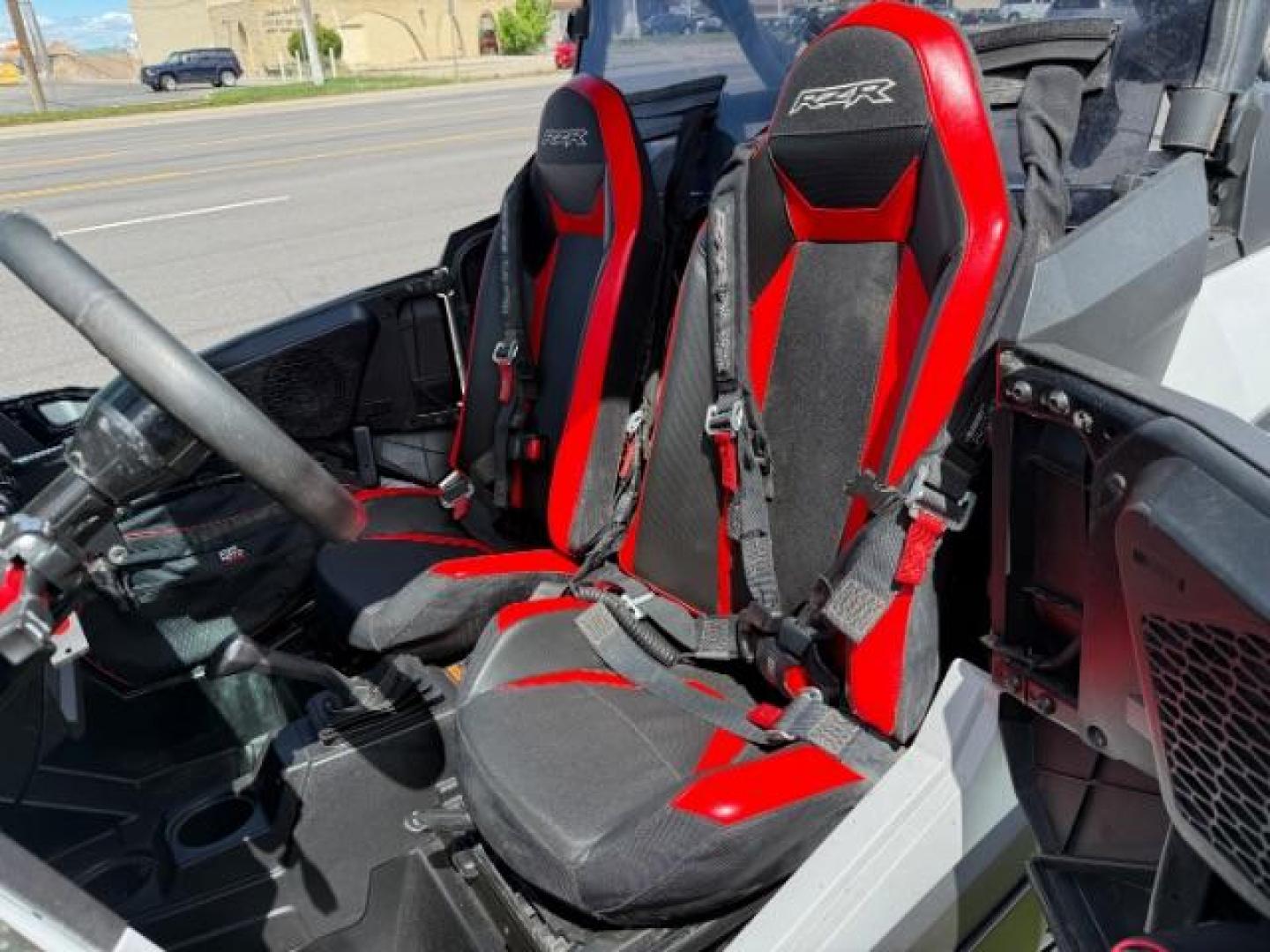 2020 GRAY POLARIS RZR XP TURBO S (3NSPAG927LG) with an 1000CC engine, AUTOMATIC transmission, located at 1235 N Woodruff Ave., Idaho Falls, 83401, (208) 523-1053, 43.507172, -112.000488 - At Timberline Auto, finding a great deal on your next vehicle is always easy! Our experienced sales staff's goal is to help find you the right vehicle at the right price! Our knowledgeable finance department has options for almost any credit score. We offer extended service contract options to prote - Photo#7