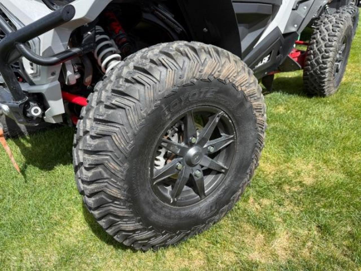2020 GRAY POLARIS RZR XP TURBO S (3NSPAG927LG) with an 1000CC engine, AUTOMATIC transmission, located at 1235 N Woodruff Ave., Idaho Falls, 83401, (208) 523-1053, 43.507172, -112.000488 - At Timberline Auto, finding a great deal on your next vehicle is always easy! Our experienced sales staff's goal is to help find you the right vehicle at the right price! Our knowledgeable finance department has options for almost any credit score. We offer extended service contract options to prote - Photo#19